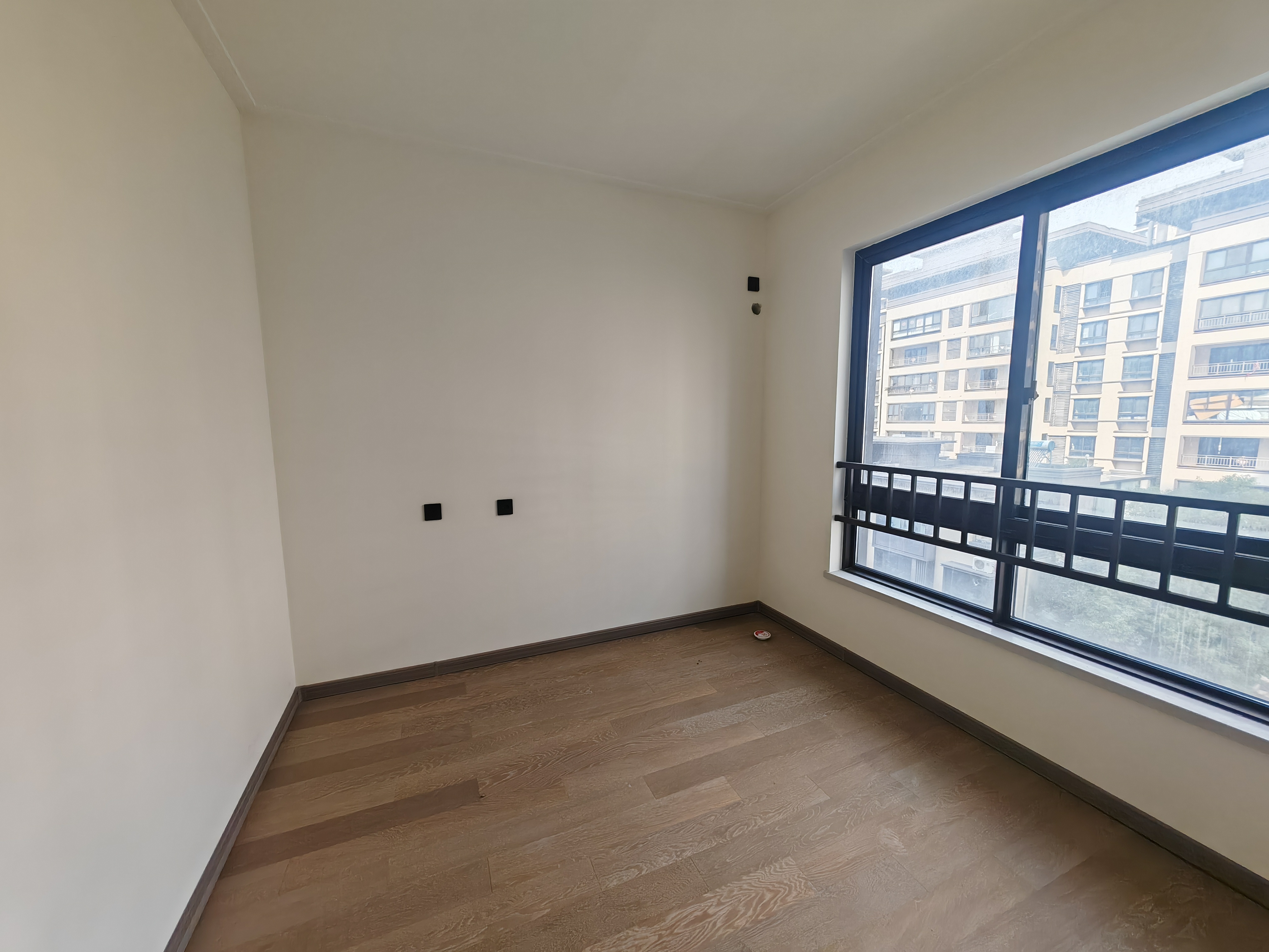 湖山源著 3室2厅2卫 123.14m&sup2;