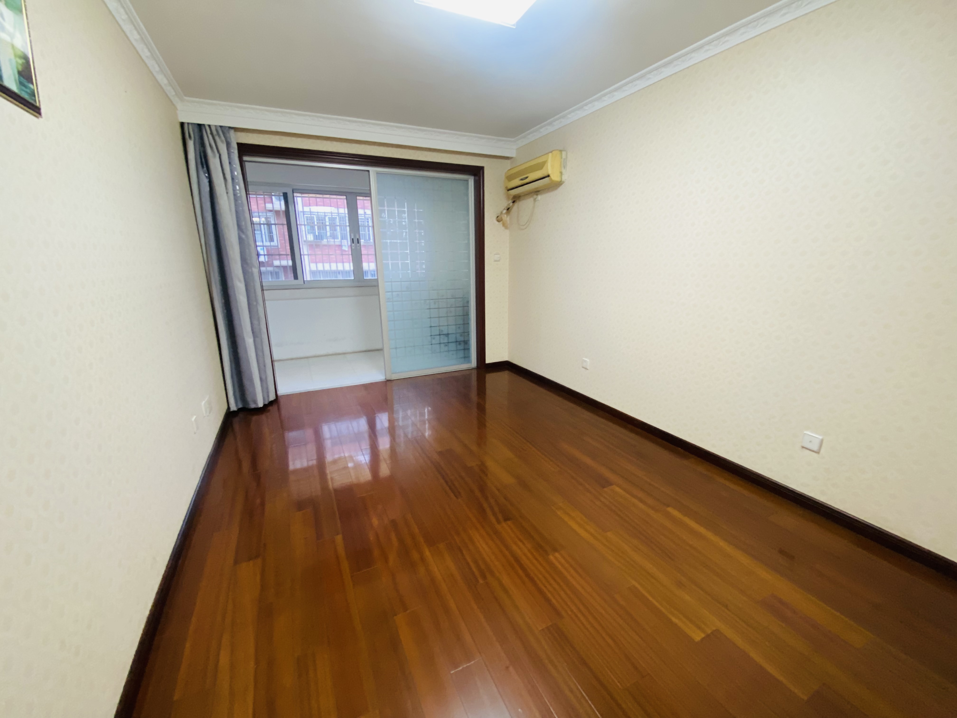 城南东苑 3室2厅1卫 134m&sup2;