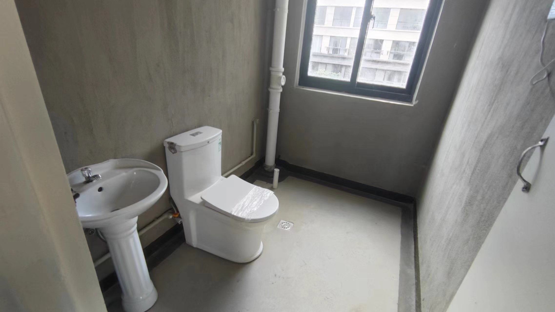 山芝庄新苑 2室1厅1卫 70.21m&sup2;