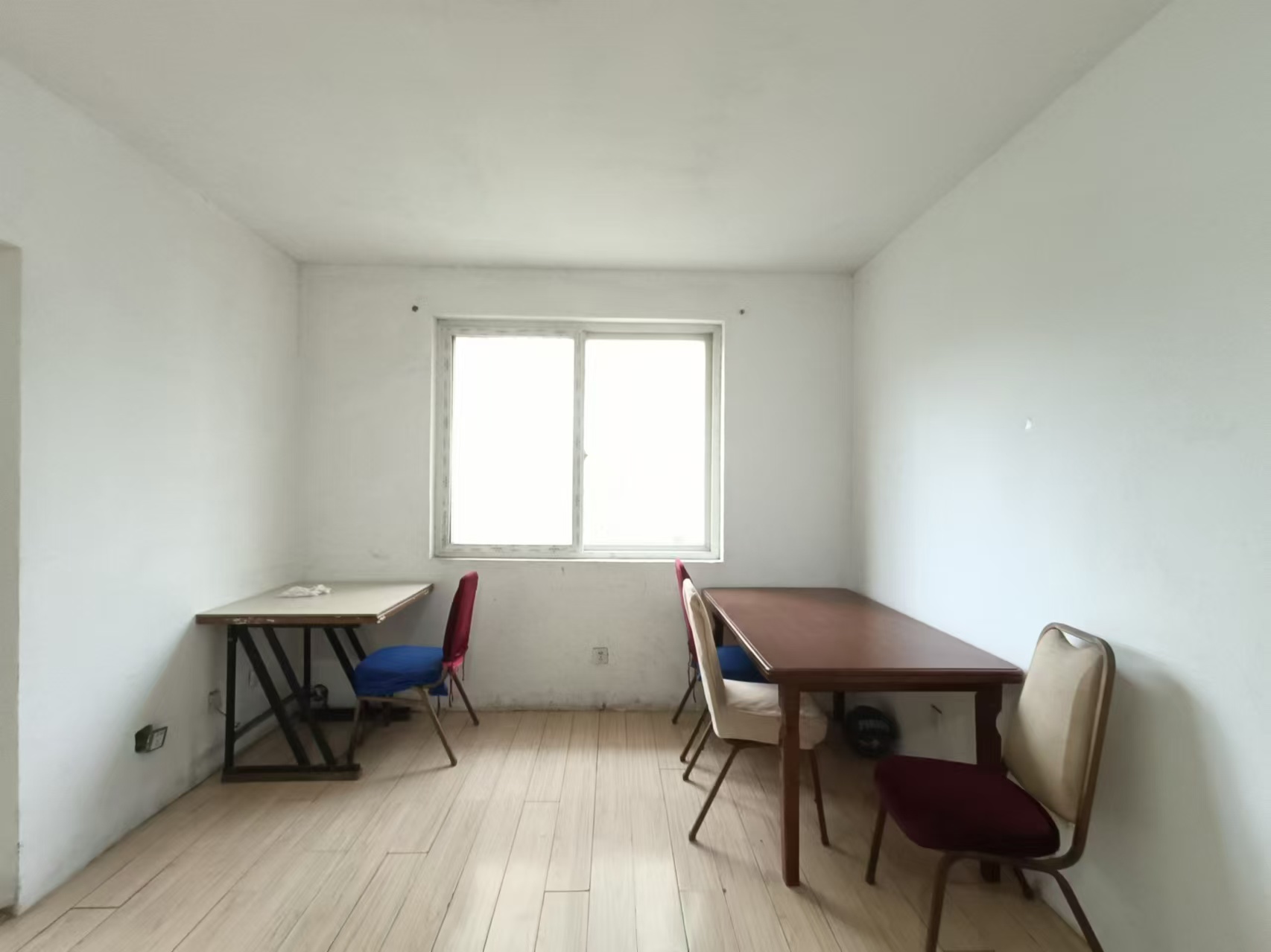 永和佳苑 3室1厅1卫 98m&sup2;