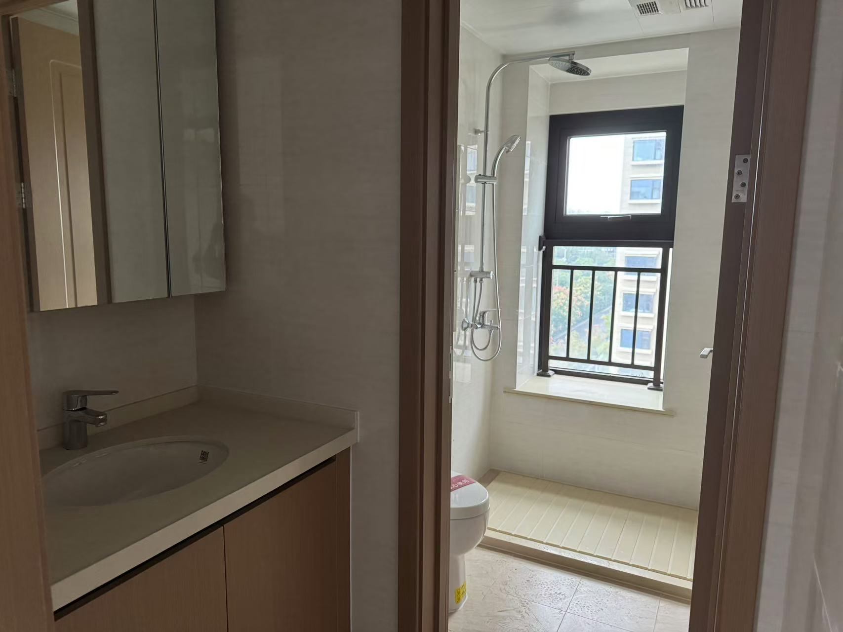 春风南岸西园 5室2厅2卫 142.2m&sup2;