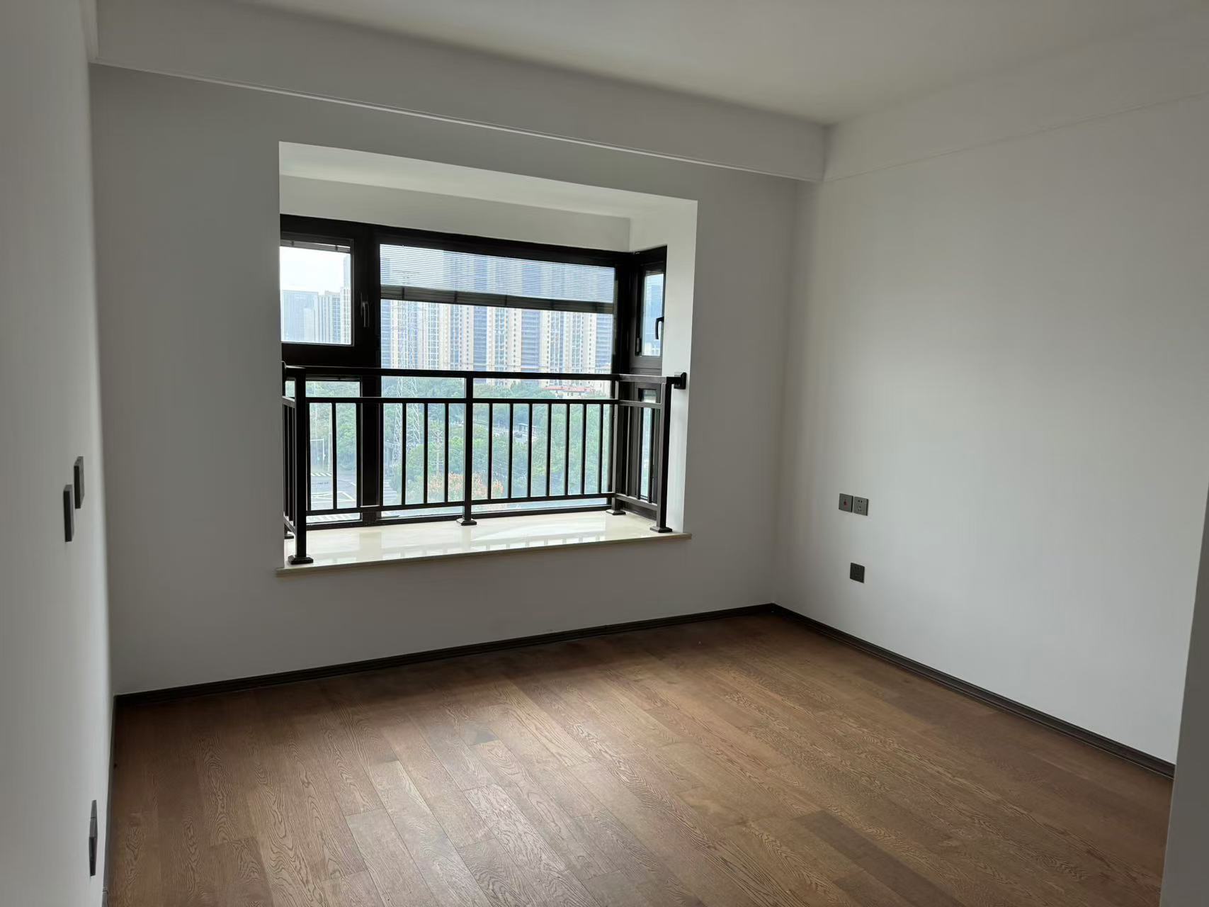 春风南岸西园 5室2厅2卫 142.2m&sup2;