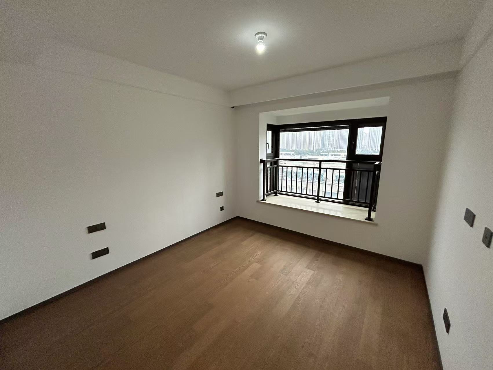 春风南岸西园 4室2厅2卫 122.16m&sup2;