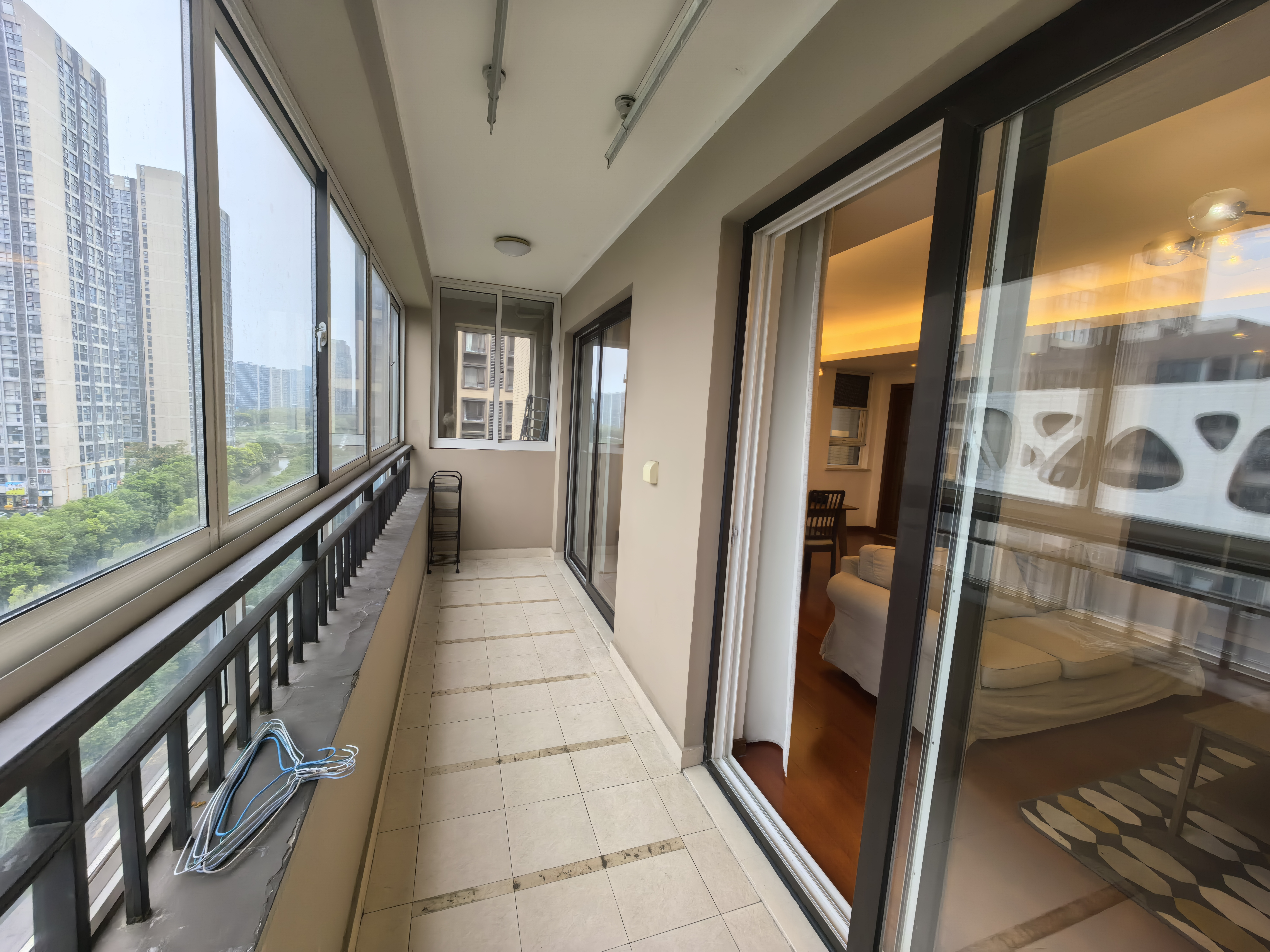 万科金域蓝湾 3室2厅1卫 129m&sup2;