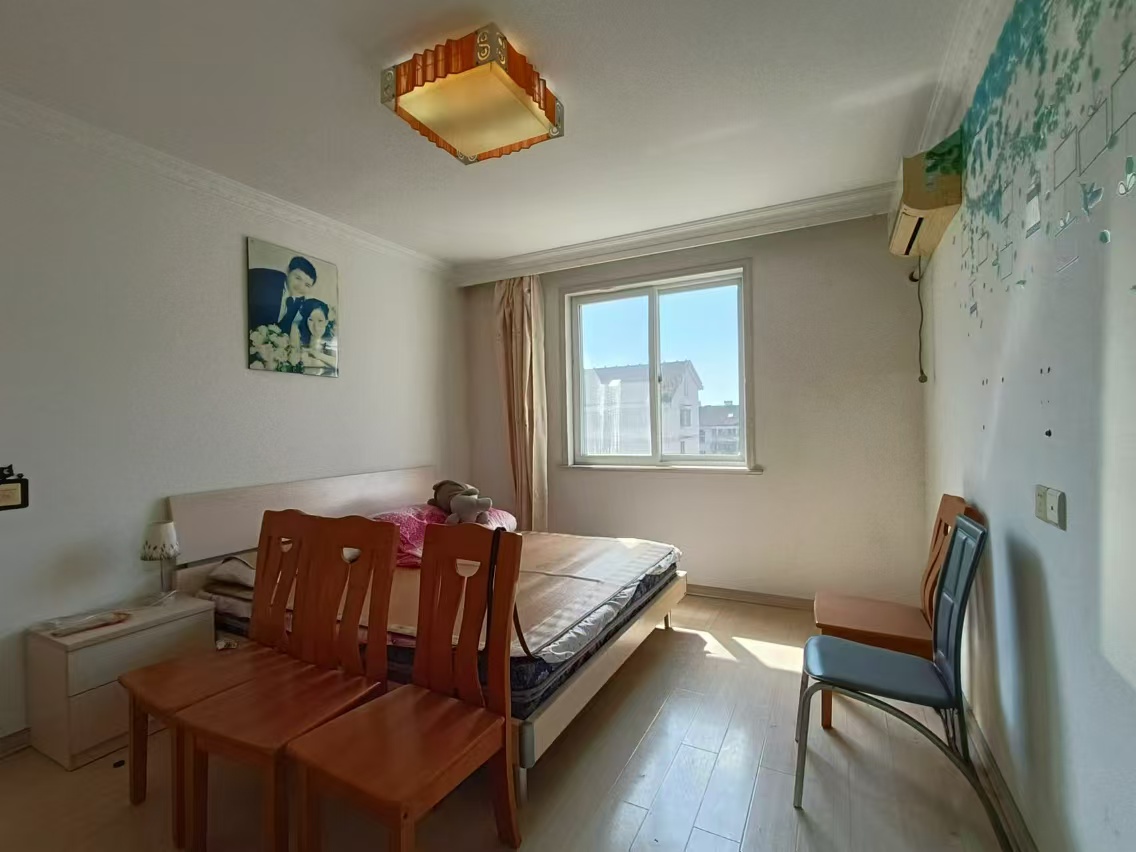 越江新村 2室1厅1卫 80m&sup2;