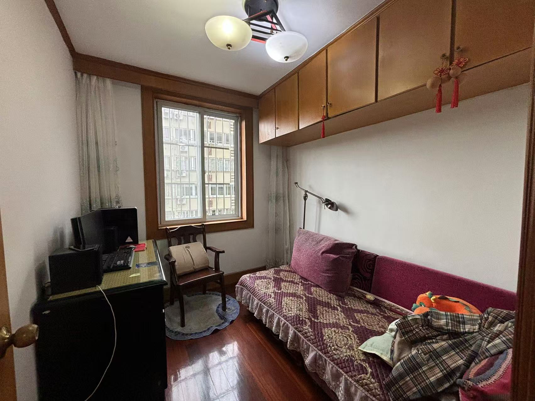 外滩小区 3室1厅1卫 90.76m&sup2;