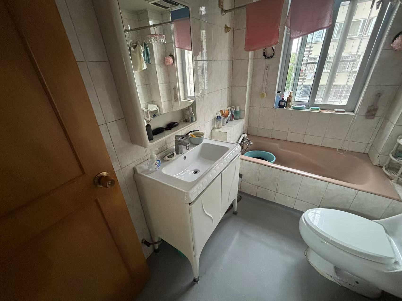 外滩小区 3室1厅1卫 90.76m&sup2;