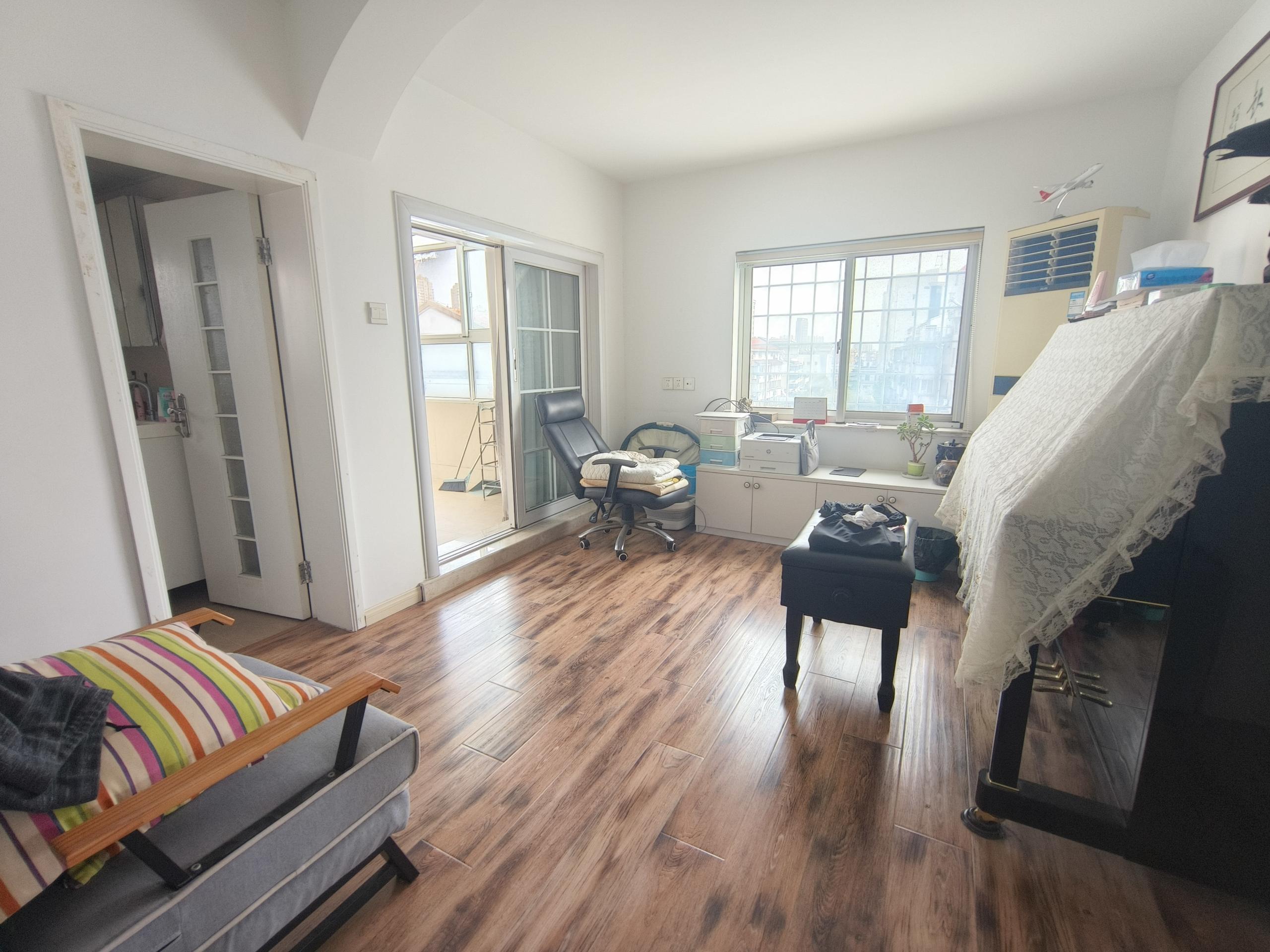 新海通花园 4室2厅2卫 134.94m&sup2;