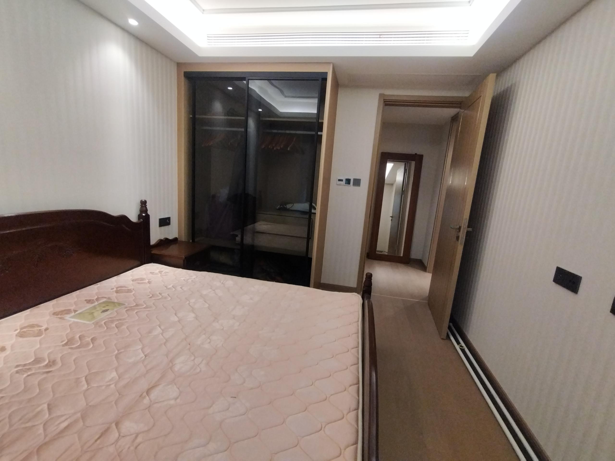 龙湖天宸源著 3室2厅1卫 97.54m&sup2;