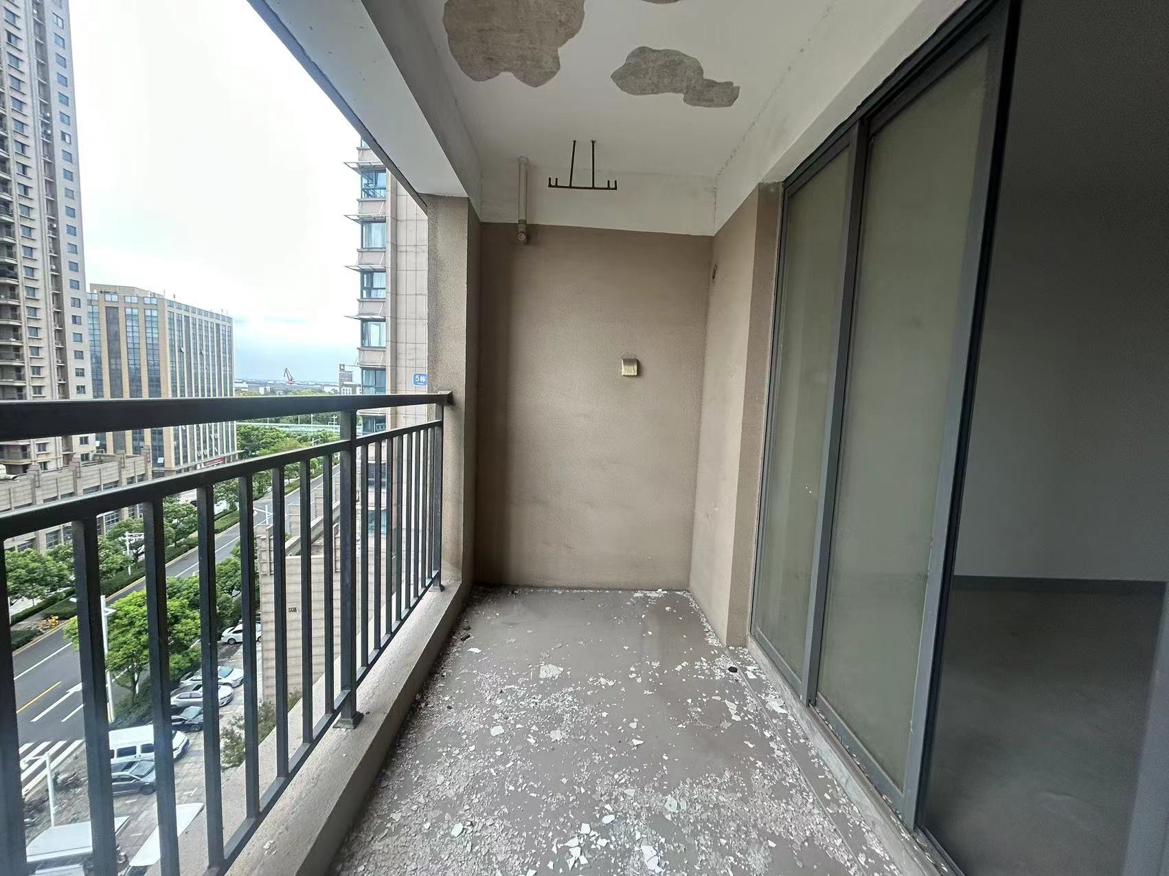 江景国际家园北区 3室2厅2卫 145.91m&sup2;