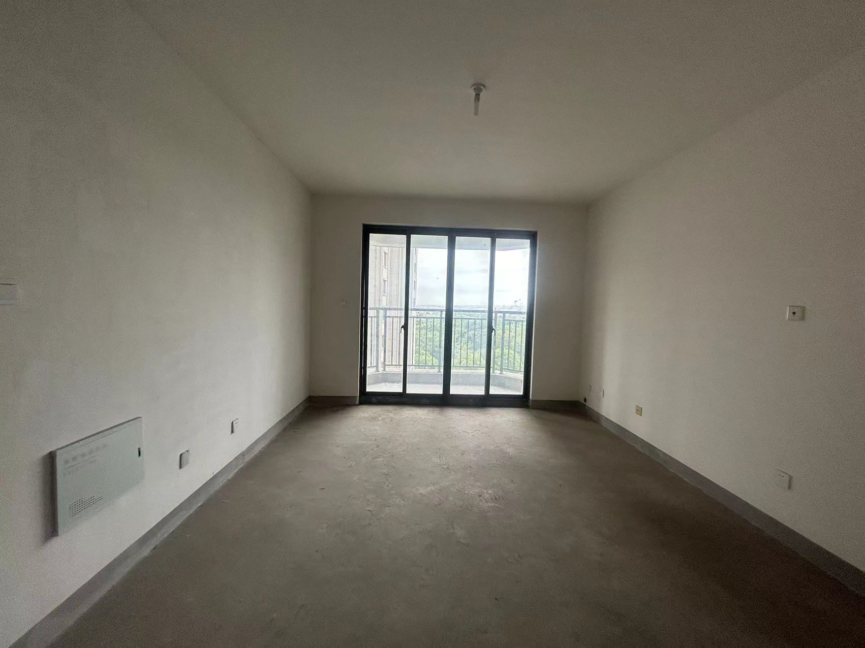 江景国际家园北区 3室2厅2卫 145.91m&sup2;