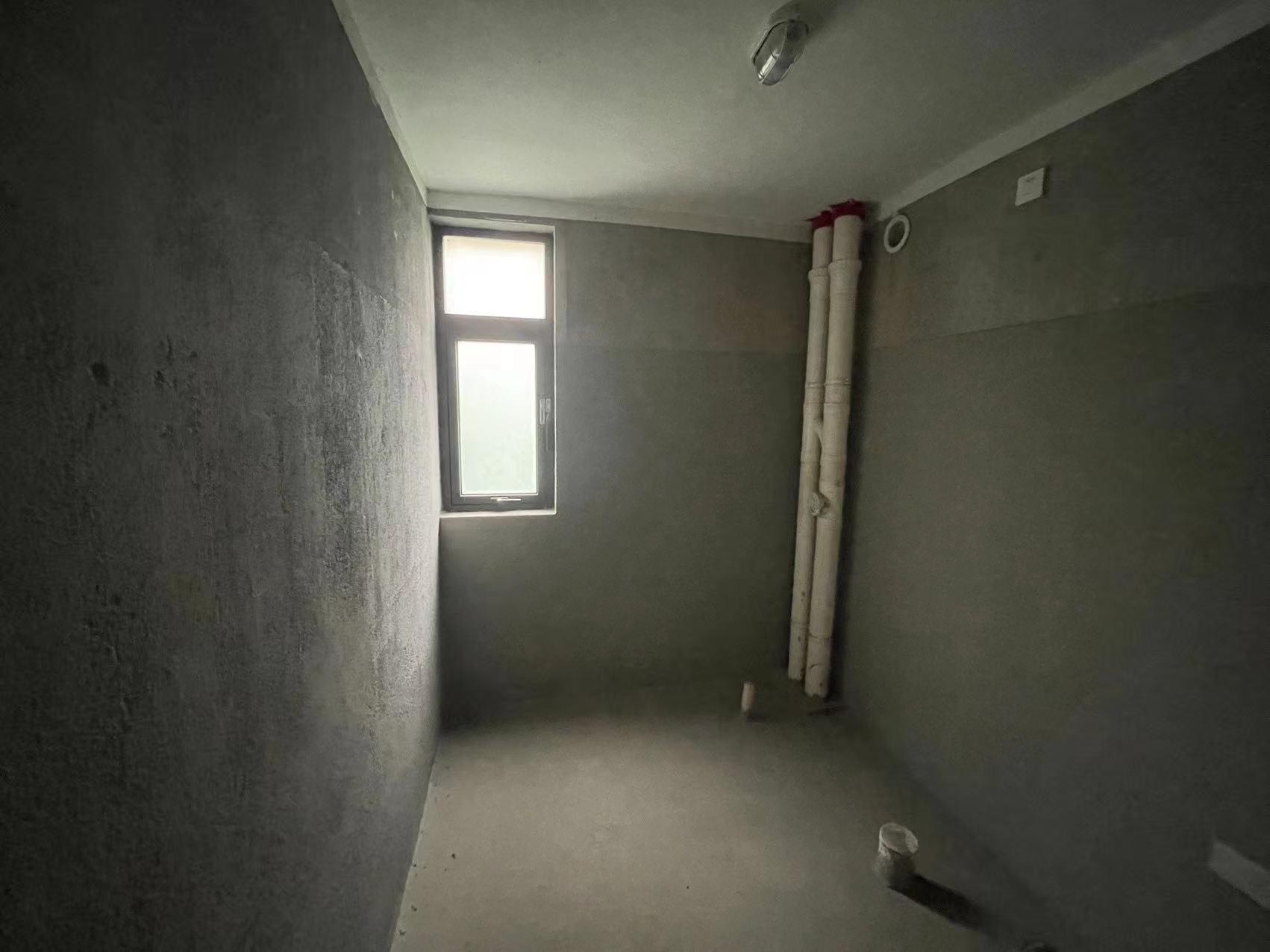 华强城 4室2厅2卫 142.00m&sup2;
