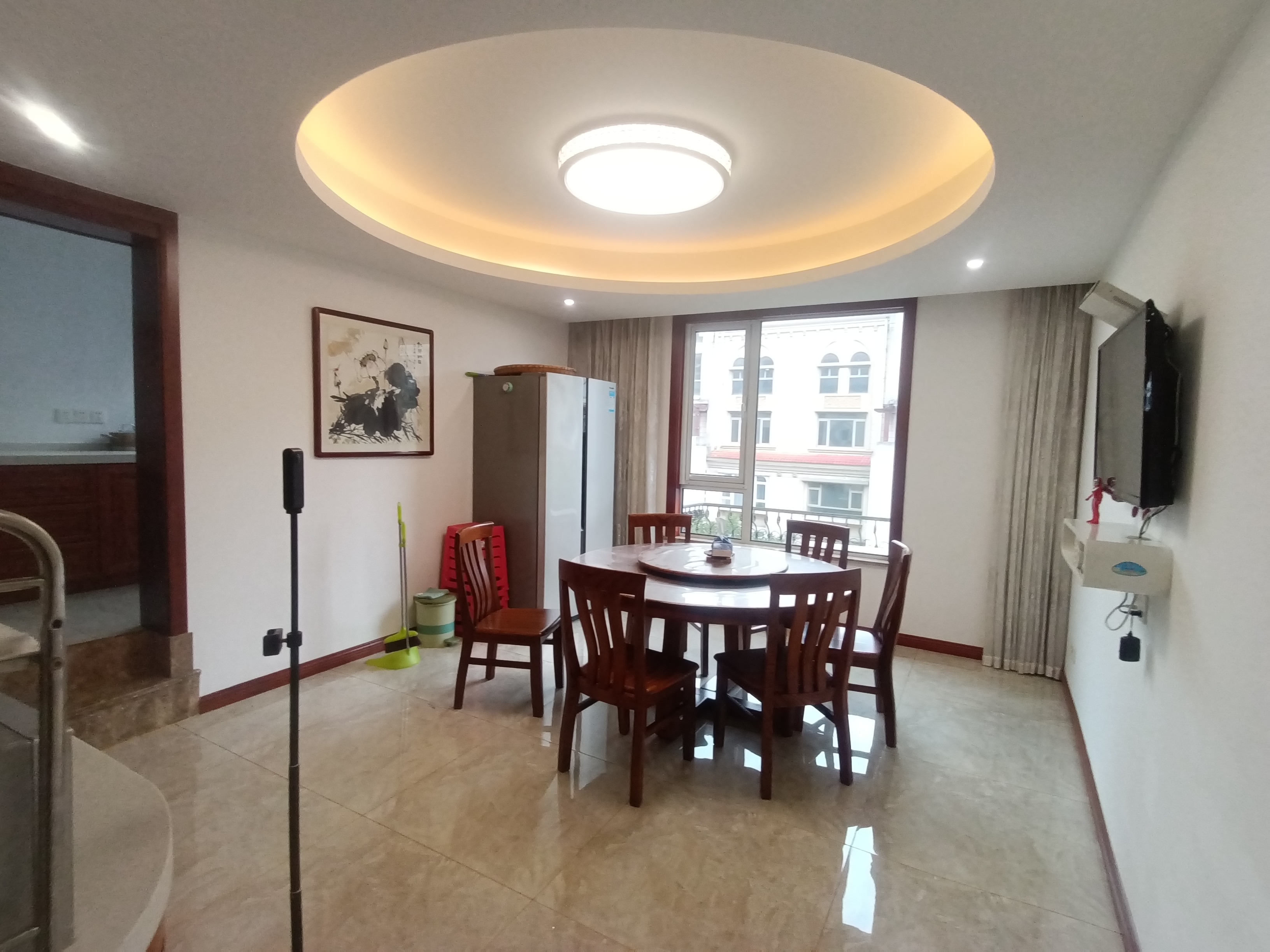 军山花园 4室2厅4卫 223m&sup2;