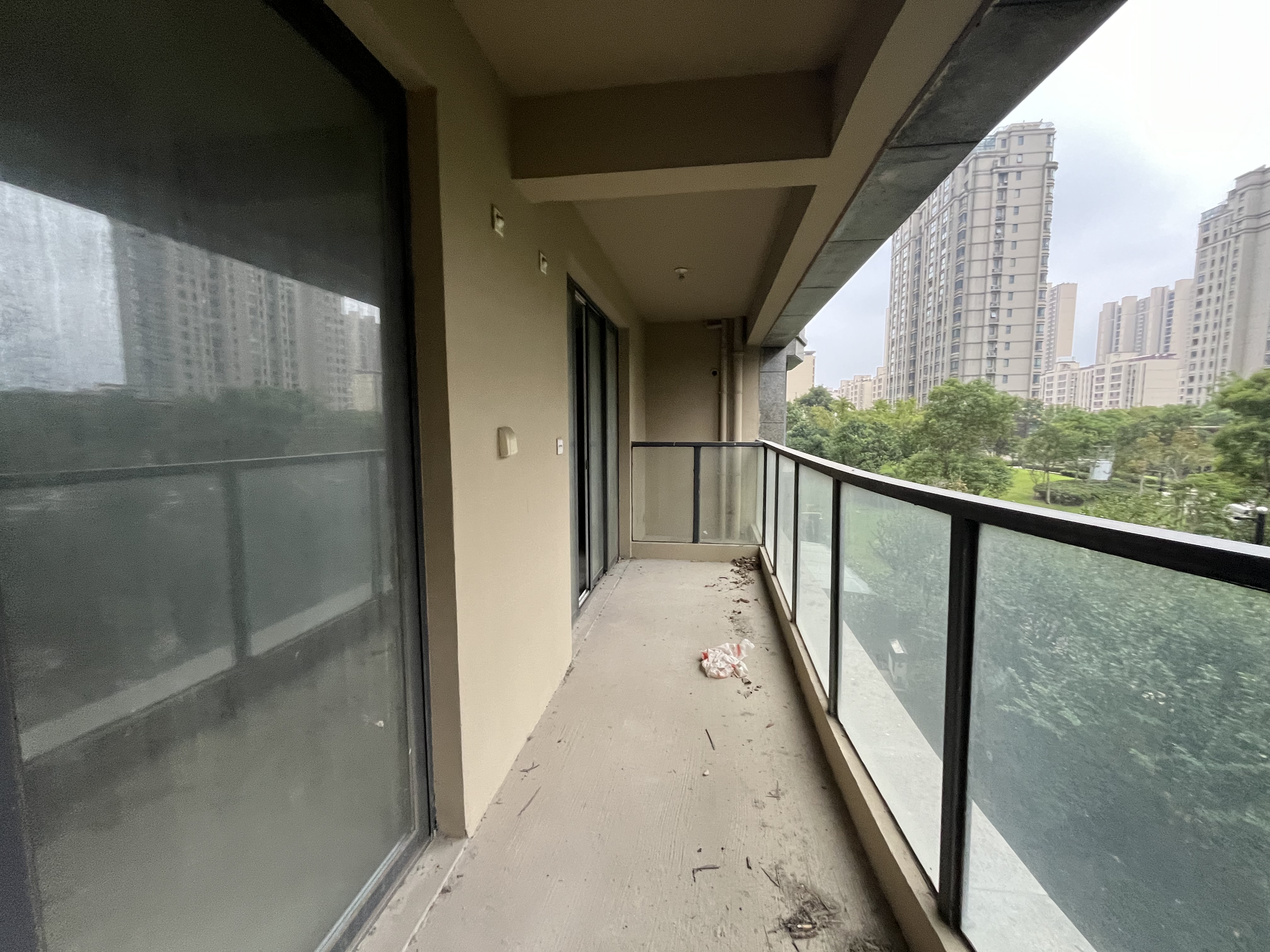 富都豪园 4室2厅2卫 165m&sup2;