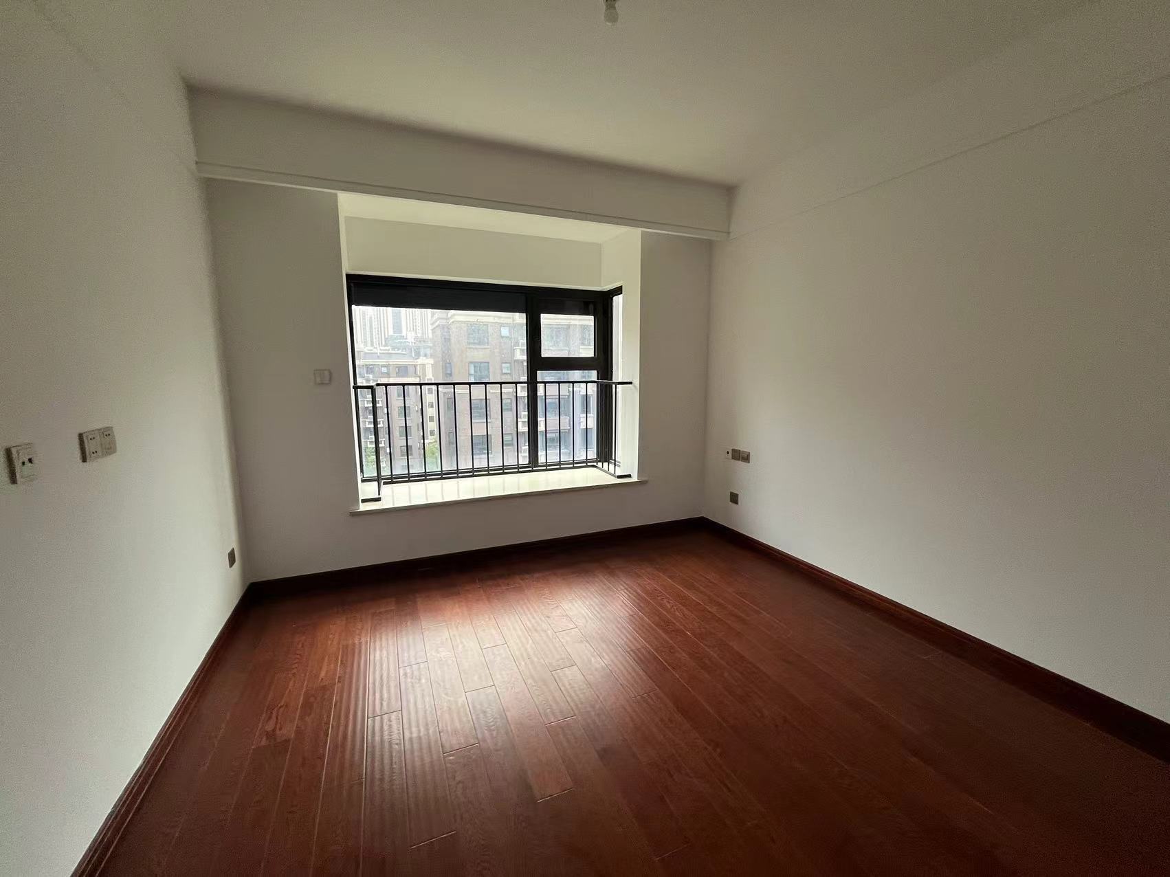 林肯公园 4室2厅2卫 123.37m&sup2;