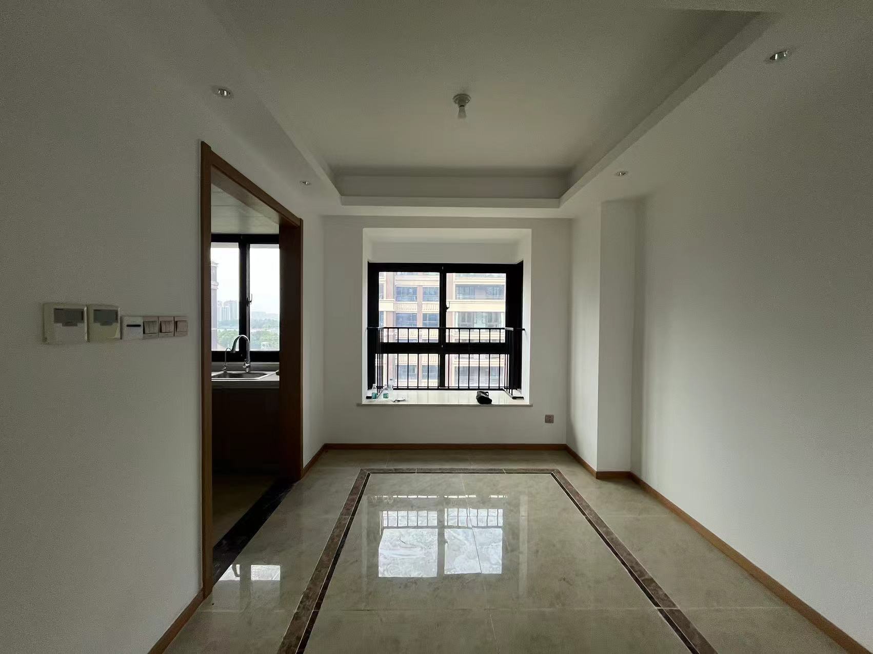 林肯公园 4室2厅2卫 123.37m²