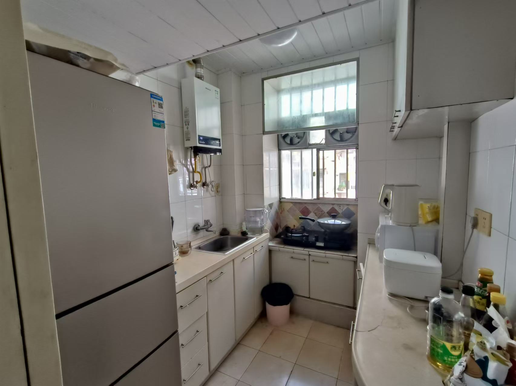 光明新村 2室1厅1卫 63.56m&sup2;