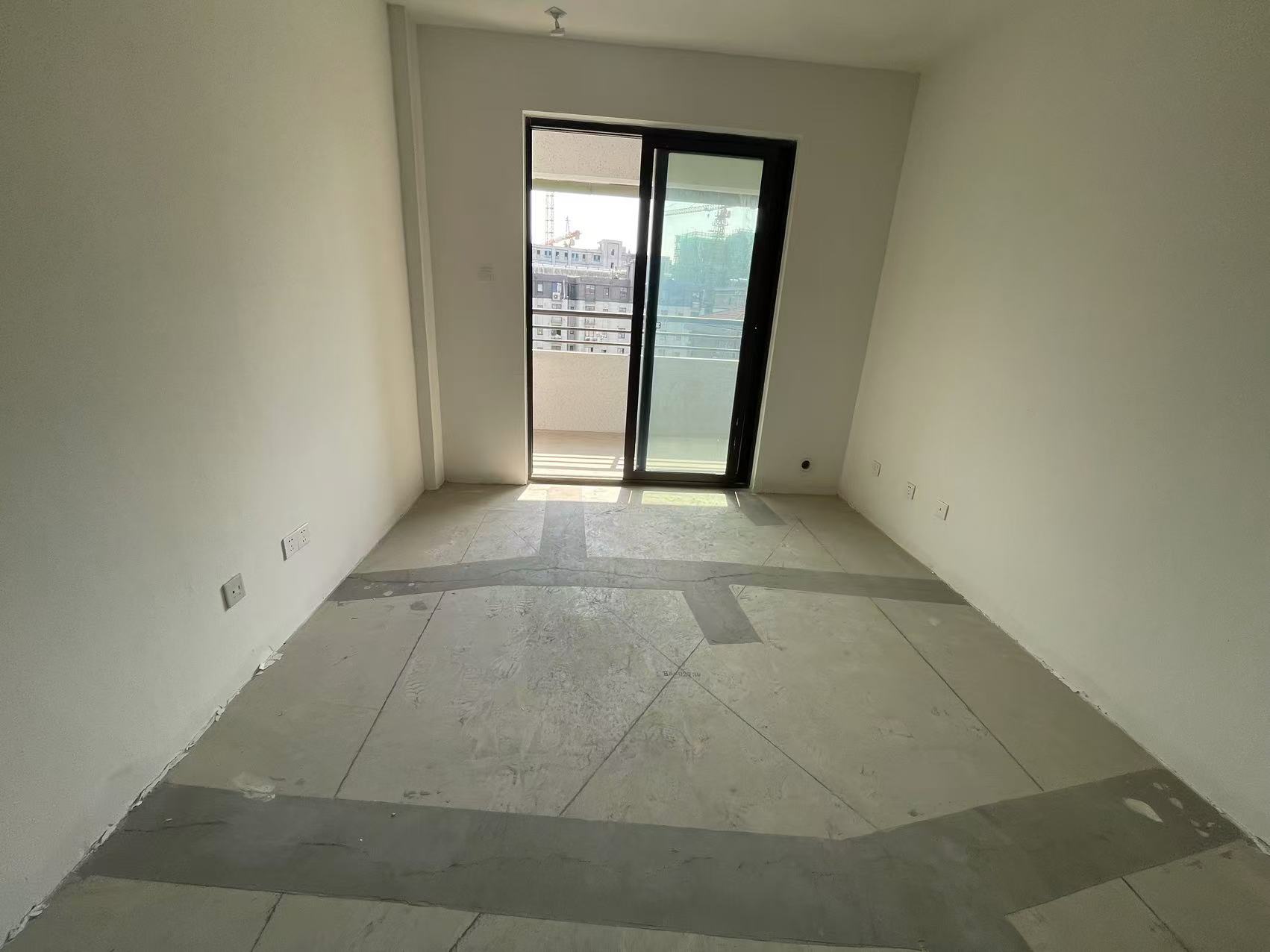 濠江南苑 3室2厅1卫 124m&sup2;