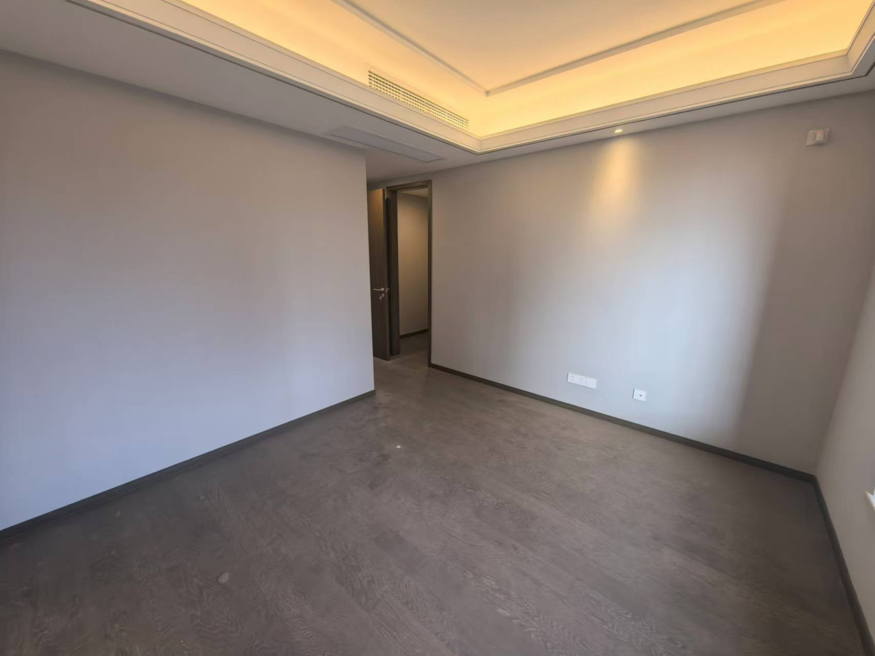 绿城&middot;晓风印月 4室2厅2卫 158m&sup2;
