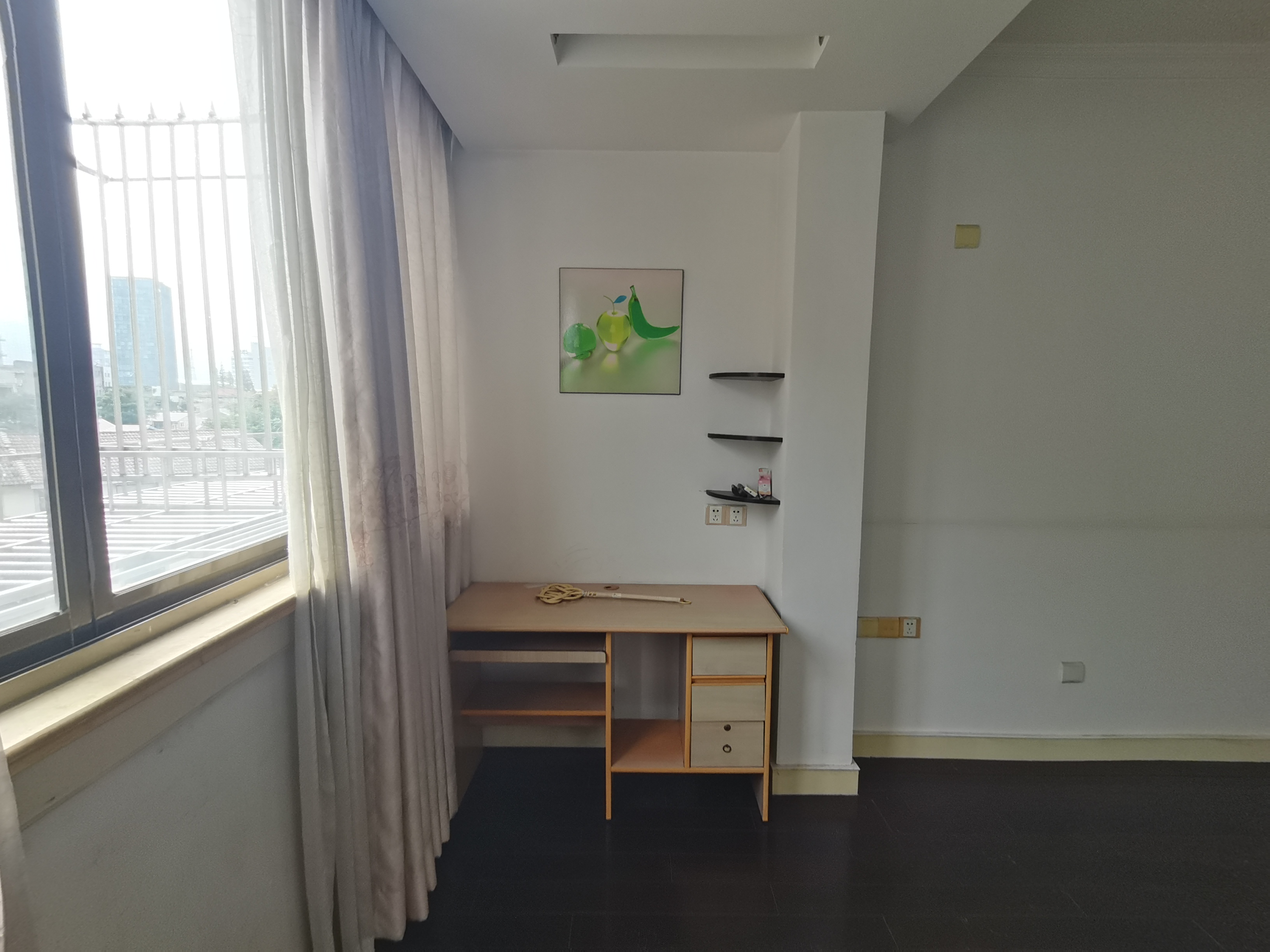 翠园花苑 2室1厅1卫 67m&sup2;