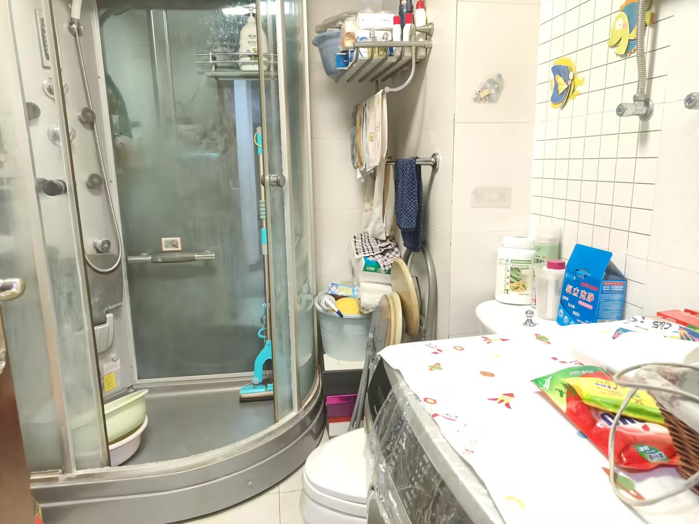 王府大厦 3室2厅2卫 196m&sup2;