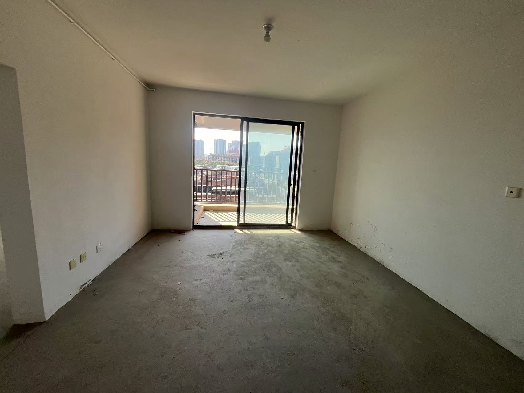 盛和九里香堤二期 3室2厅2卫 127m²