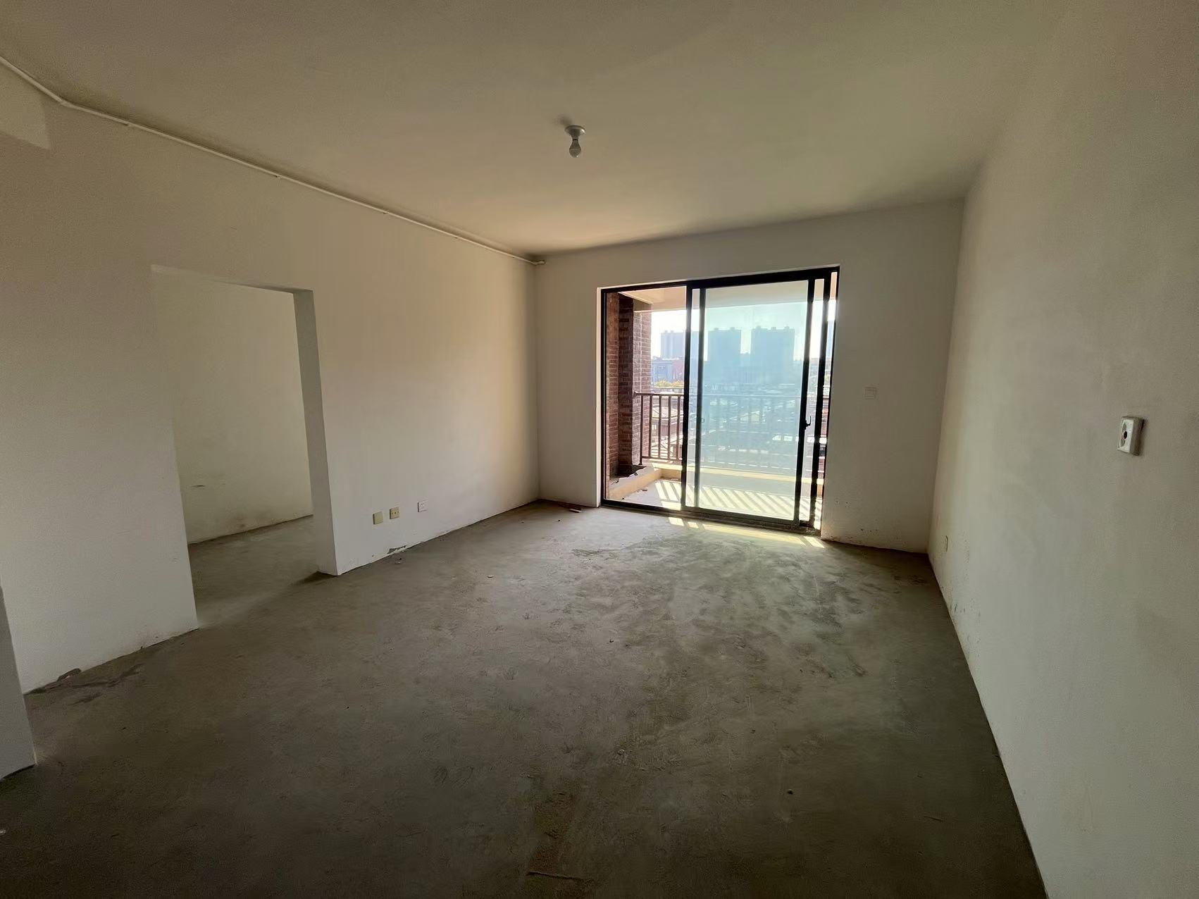 盛和九里香堤二期 3室2厅2卫 127m&sup2;