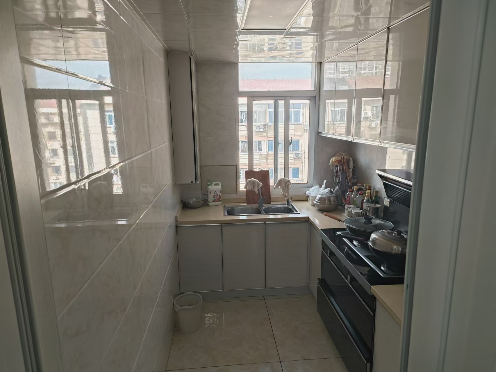 曙光社区 3室2厅1卫 90.9m&sup2;