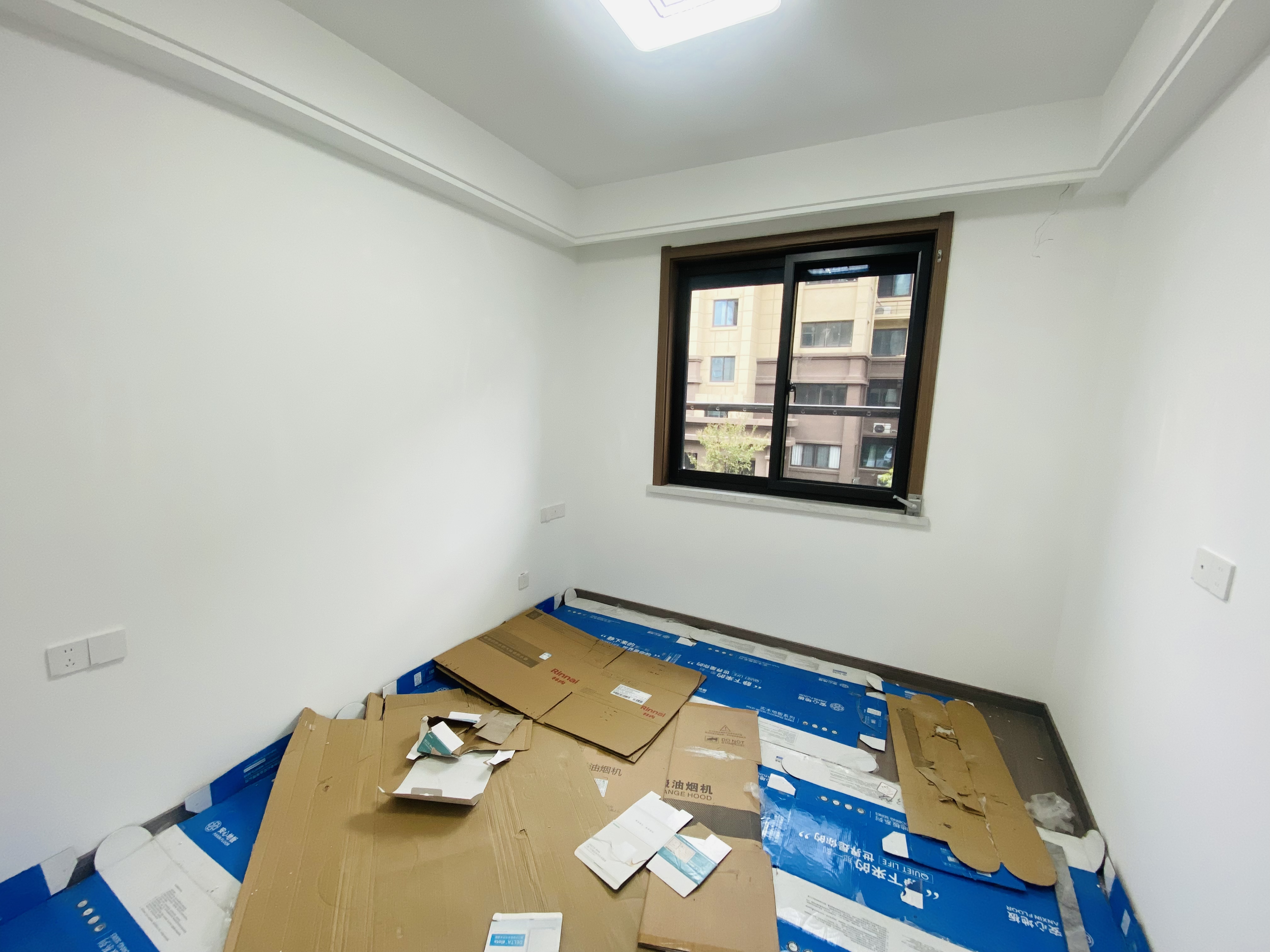 山芝庄新苑 2室1厅1卫 78m&sup2;