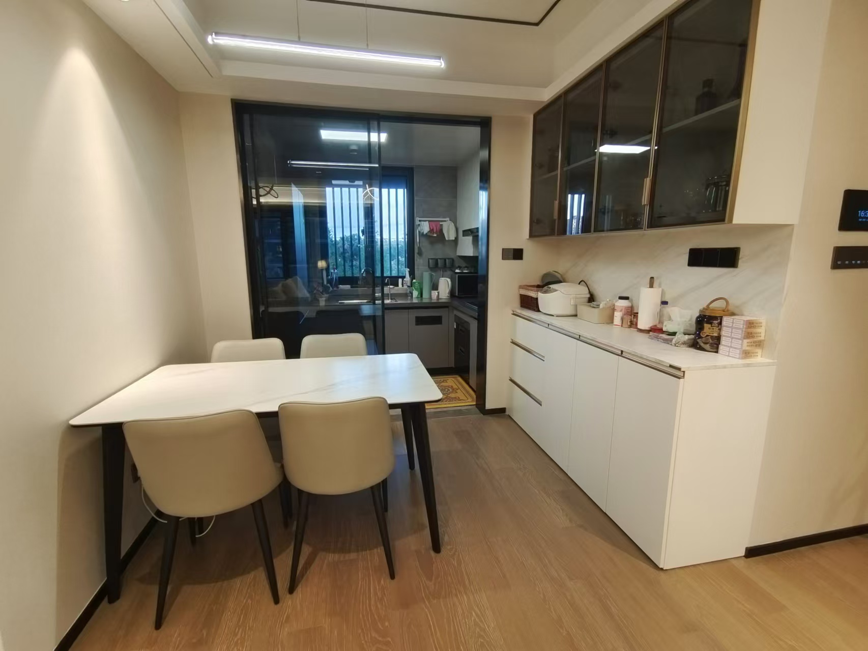 滨江道静园 3室2厅2卫 127m²