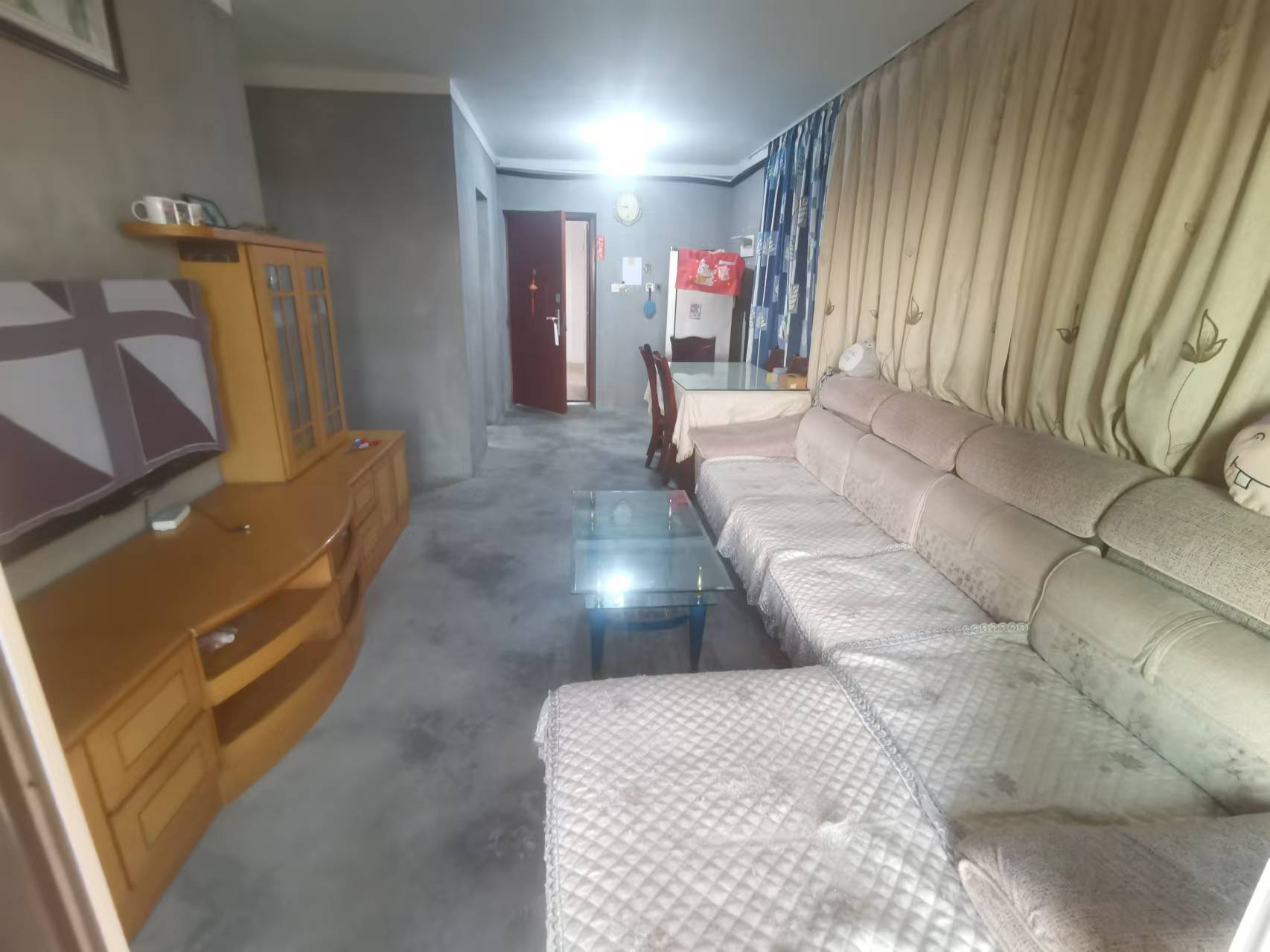 景瑞御府 3室2厅1卫 93m²
