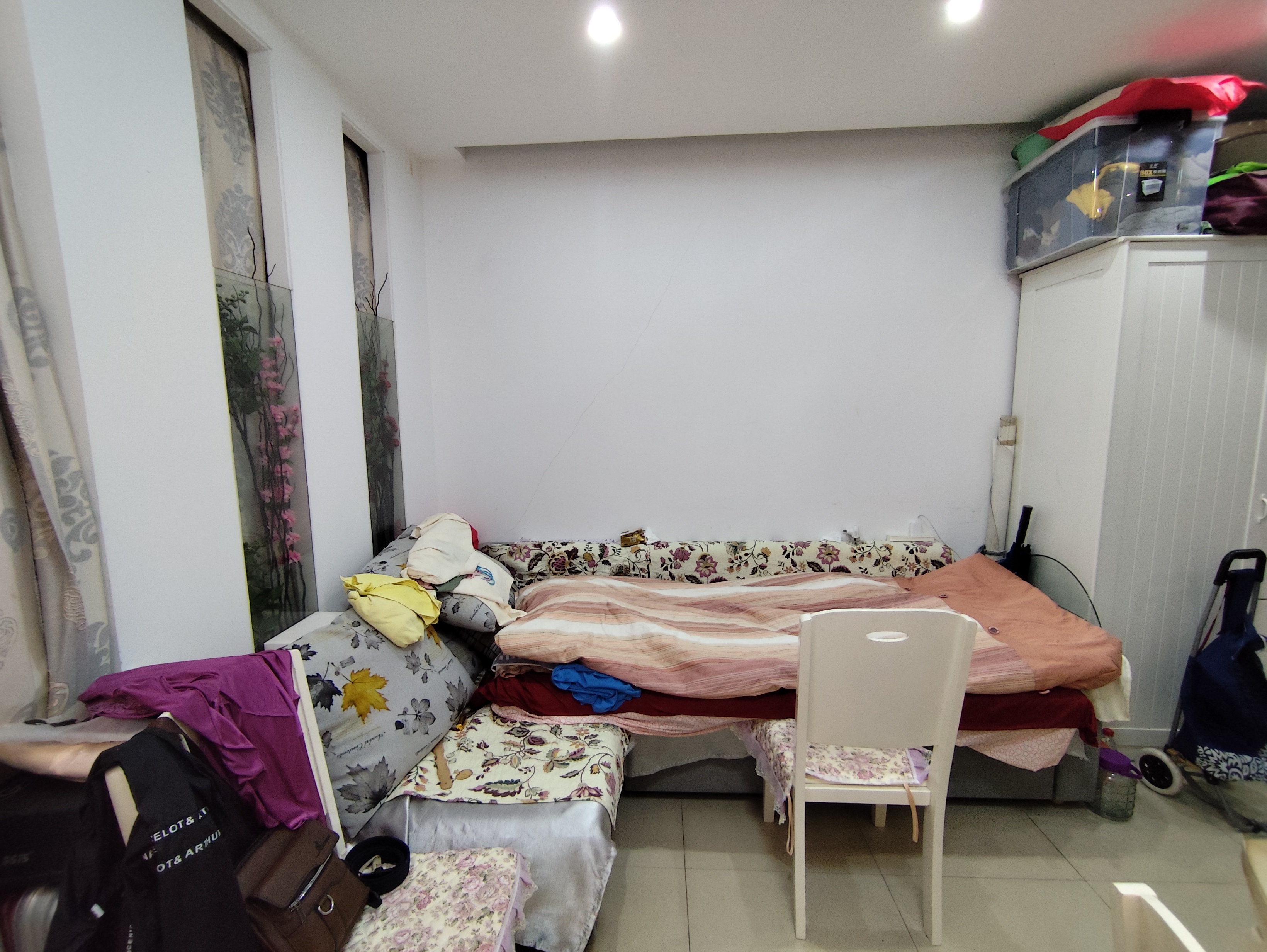 中南世纪城 1室1厅1卫 58m²