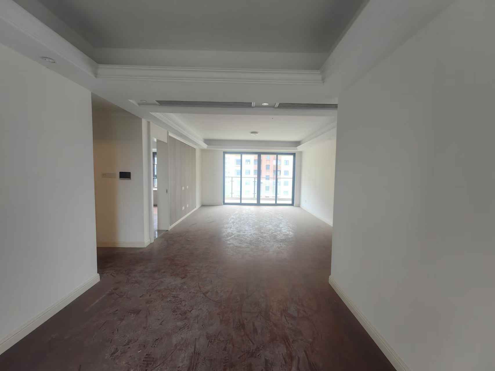 红星天铂 5室2厅2卫 160m²