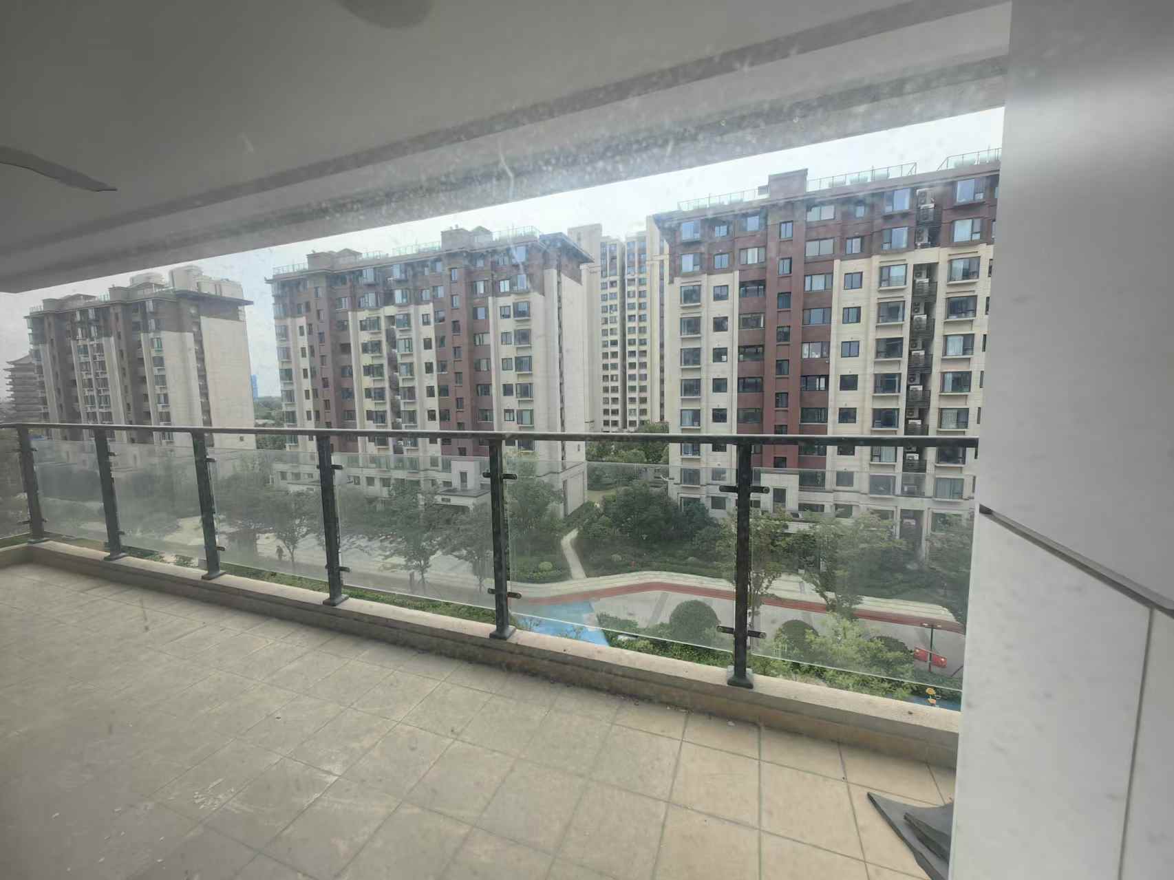 红星天铂 5室2厅2卫 160m&sup2;
