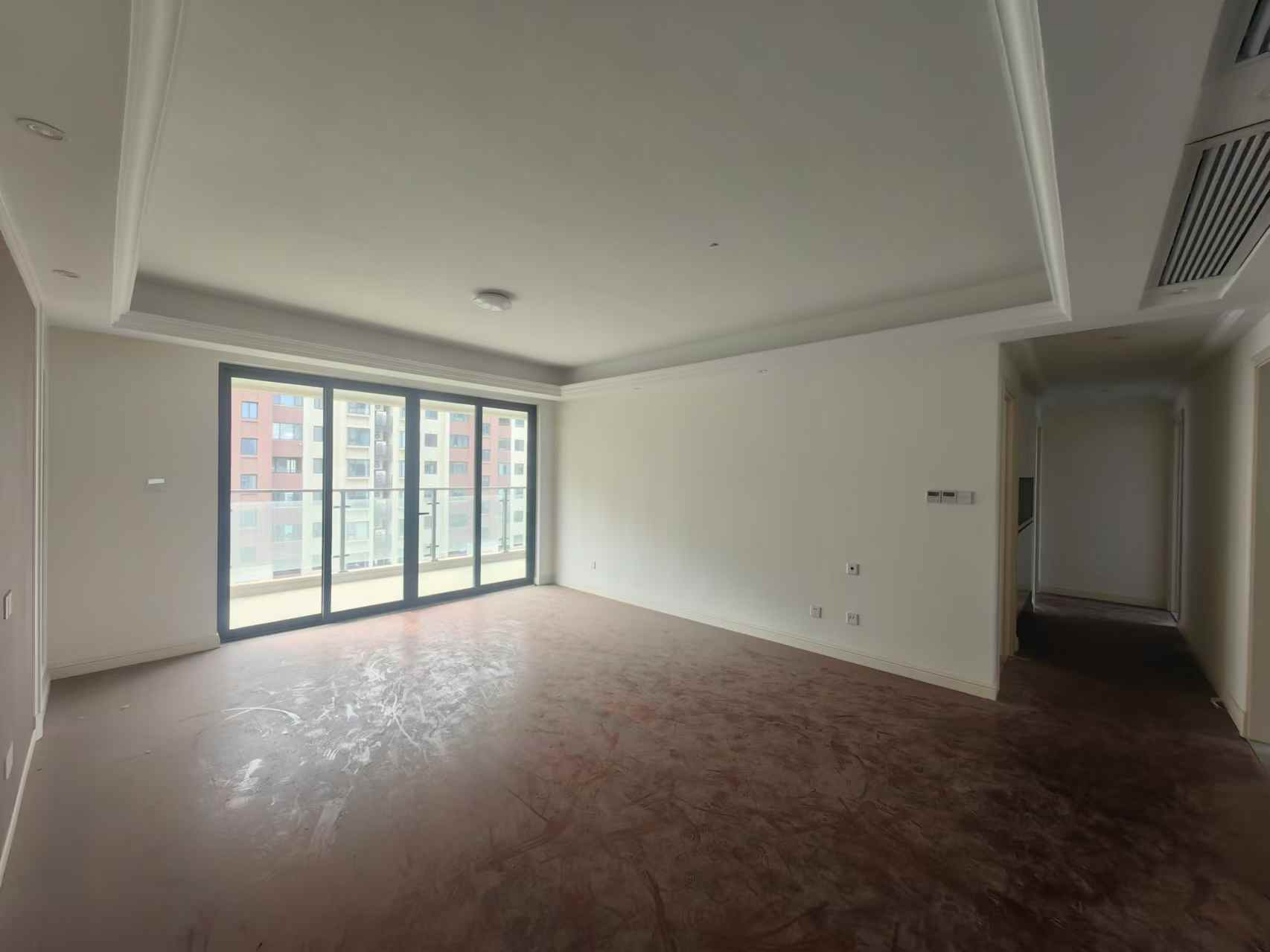 红星天铂 5室2厅2卫 160m&sup2;
