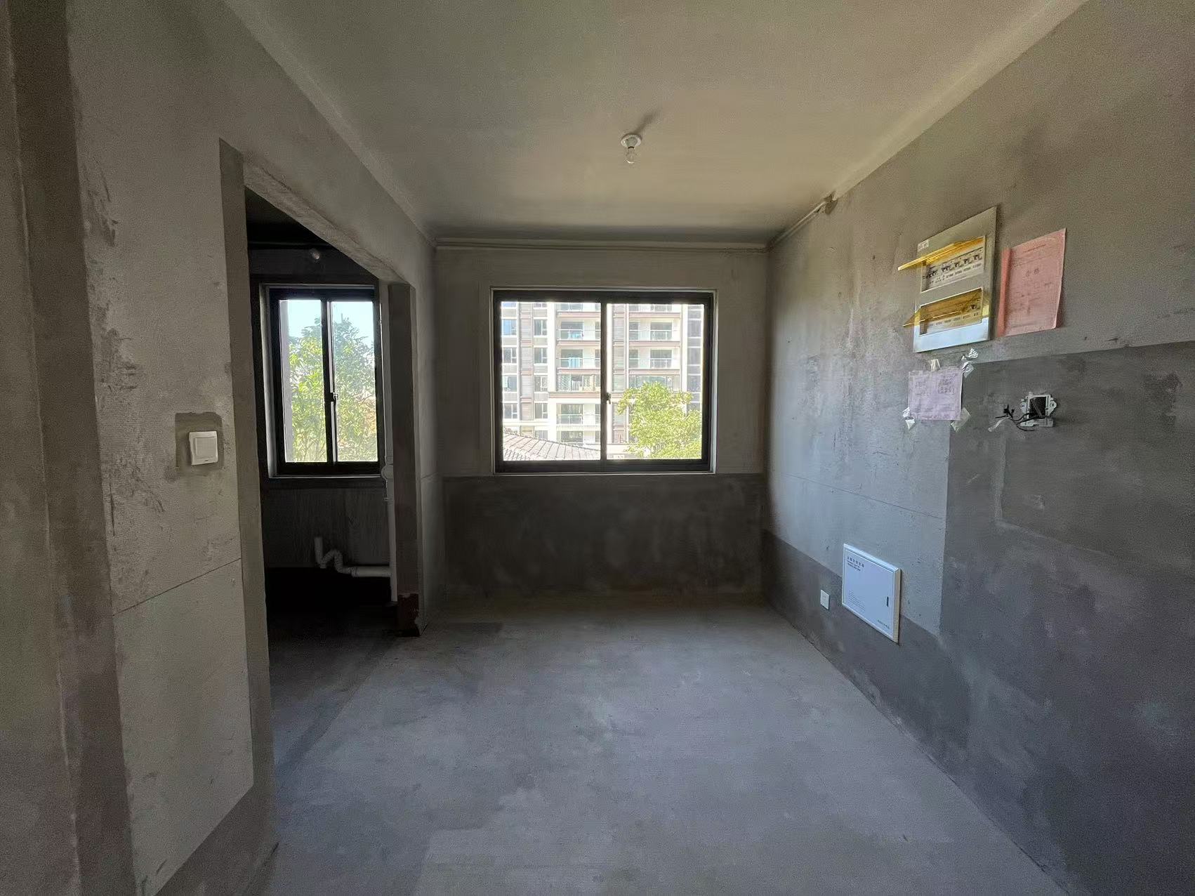 神辉上麟府 4室2厅2卫 122m²