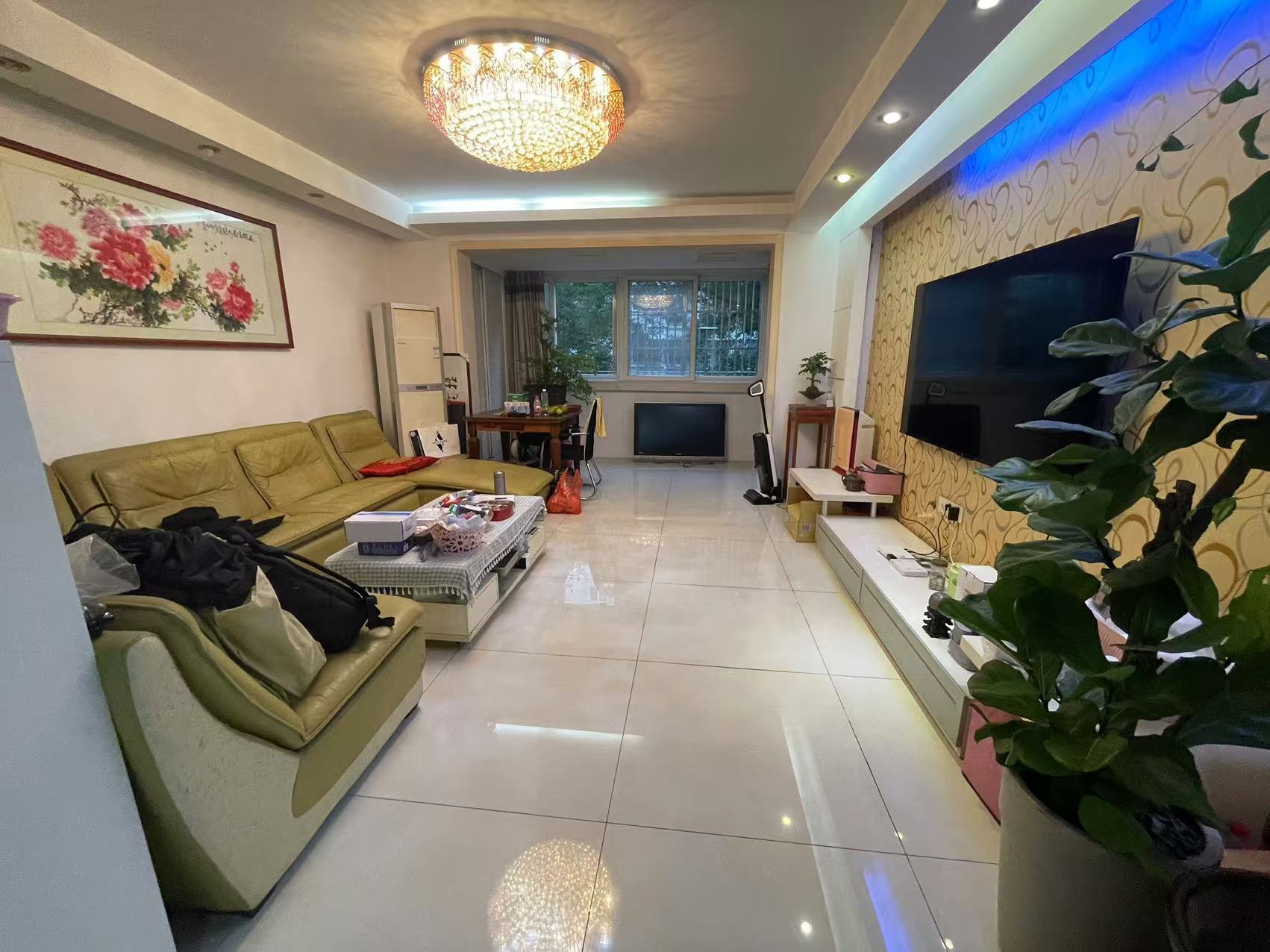 春晖花园 3室2厅1卫 130.48m&sup2;