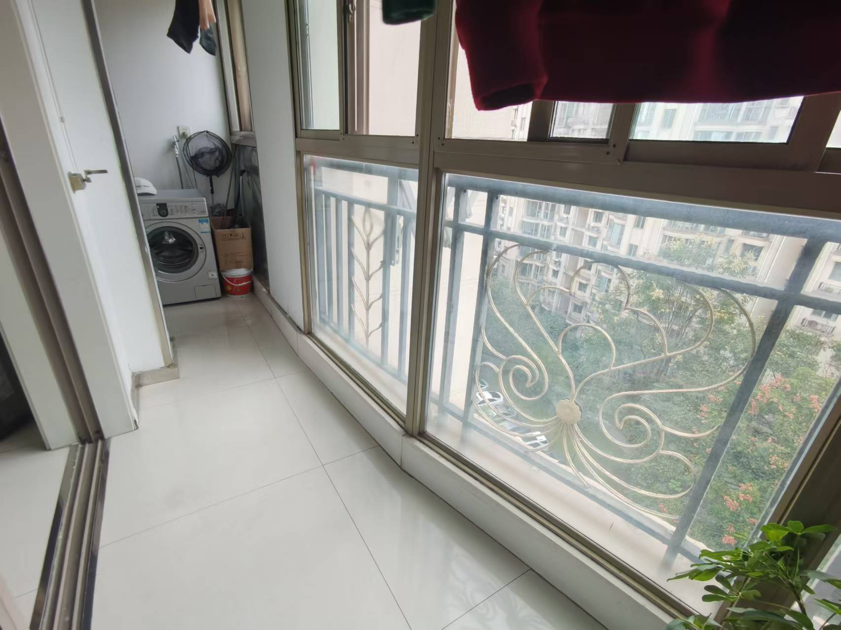 优山美地花园南区 3室2厅2卫 137.00m&sup2;