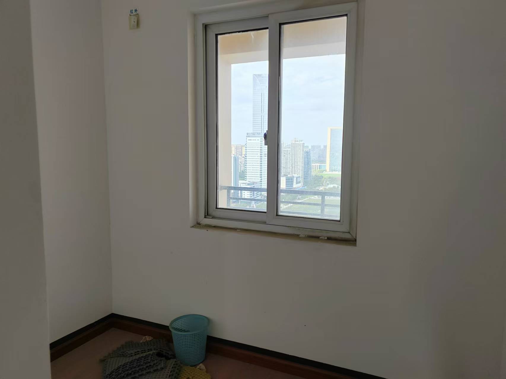 世茂新界 3室2厅1卫 123m&sup2;