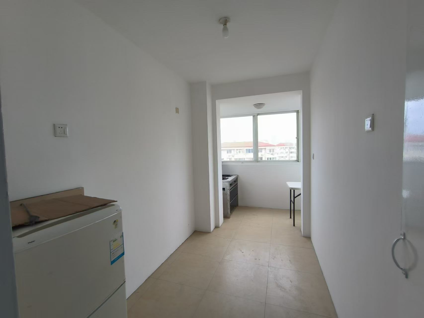 虹桥新苑 2室1厅1卫 90m&sup2;