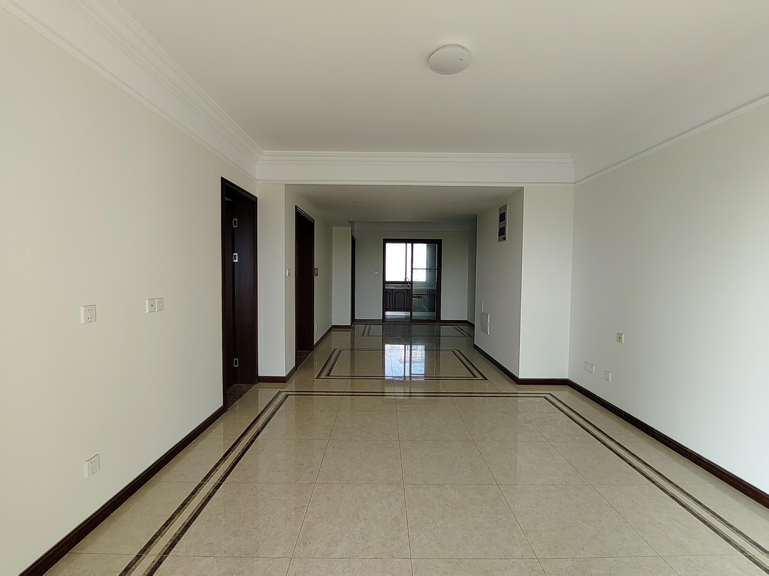中梁望府 3室2厅2卫 137.34m²