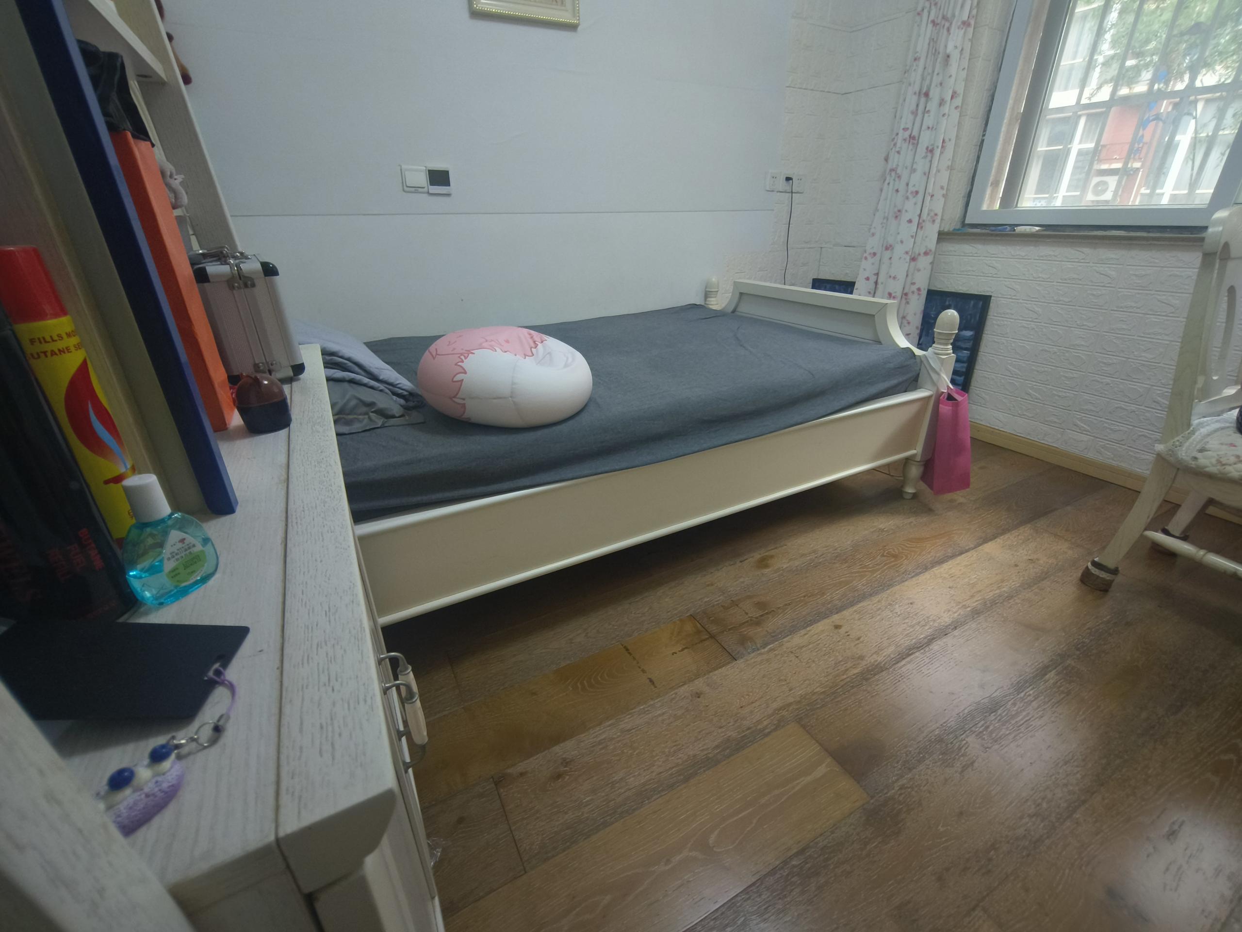 文峰花苑 3室2厅1卫 134.34m&sup2;