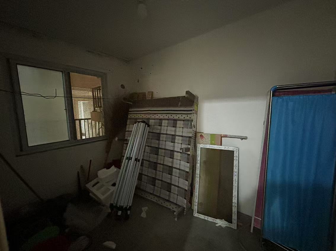 雨润星雨华府北区 3室2厅1卫 95m&sup2;