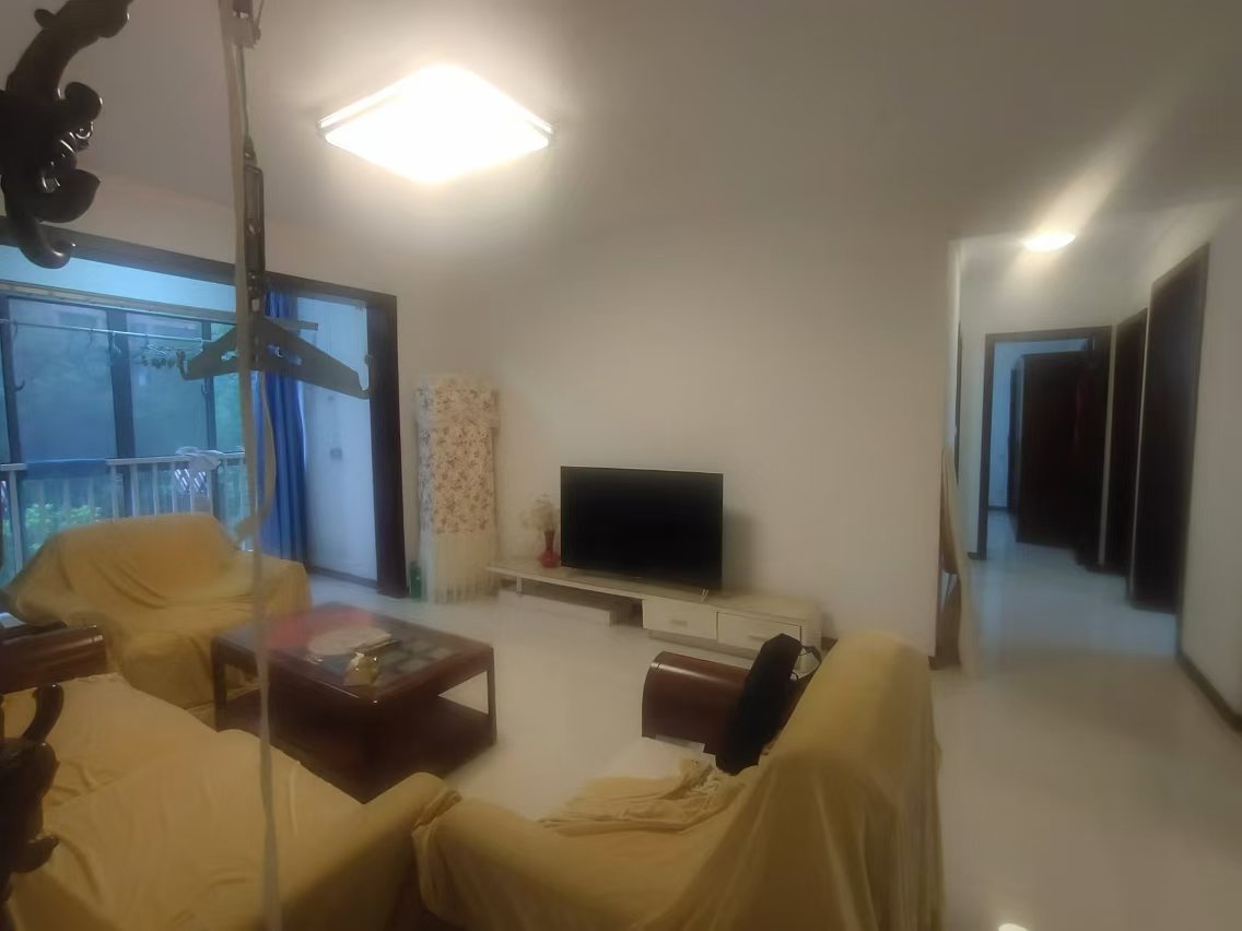 弘阳上城 3室2厅1卫 116.00m²