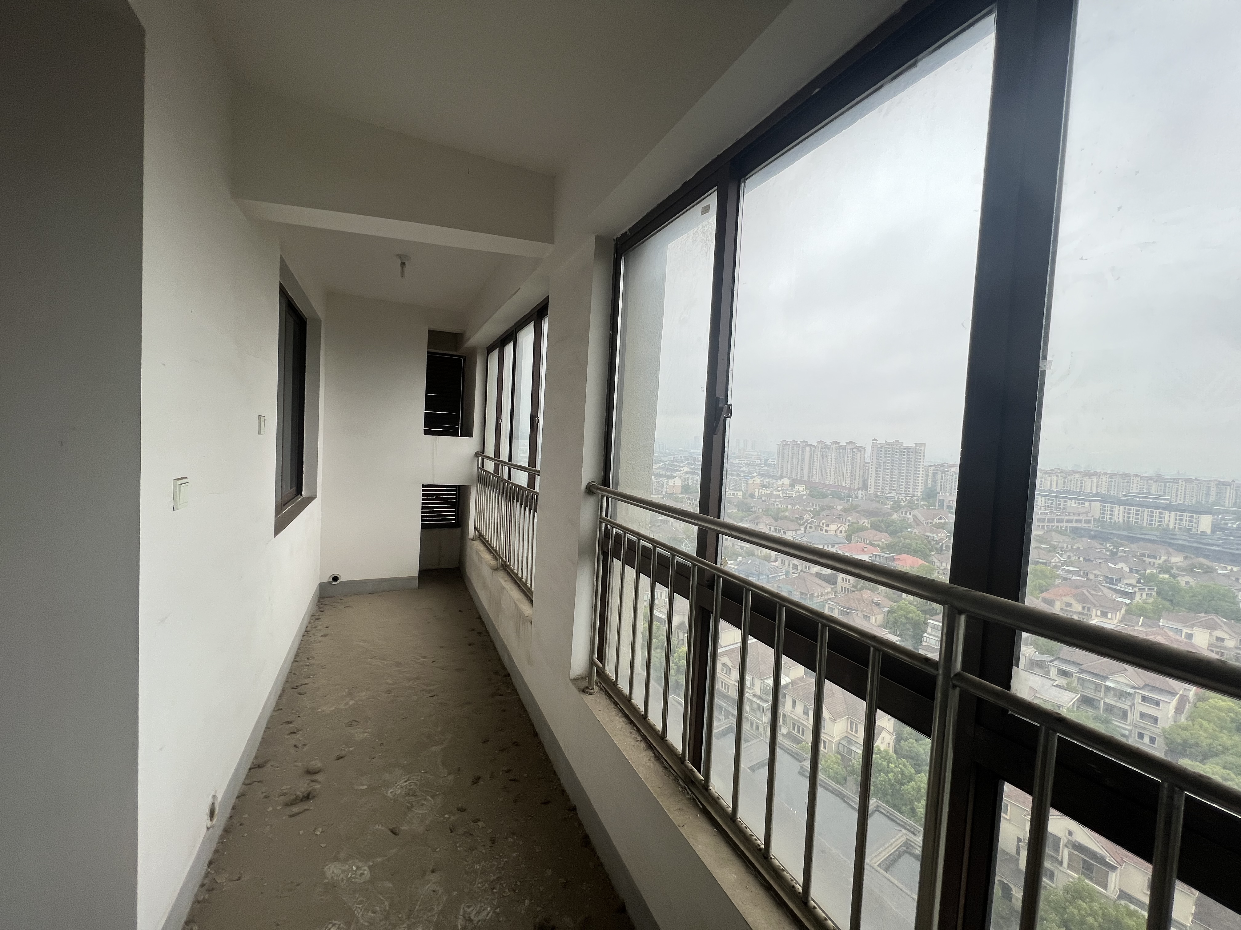 山景水岸 3室2厅2卫 159.94m&sup2;