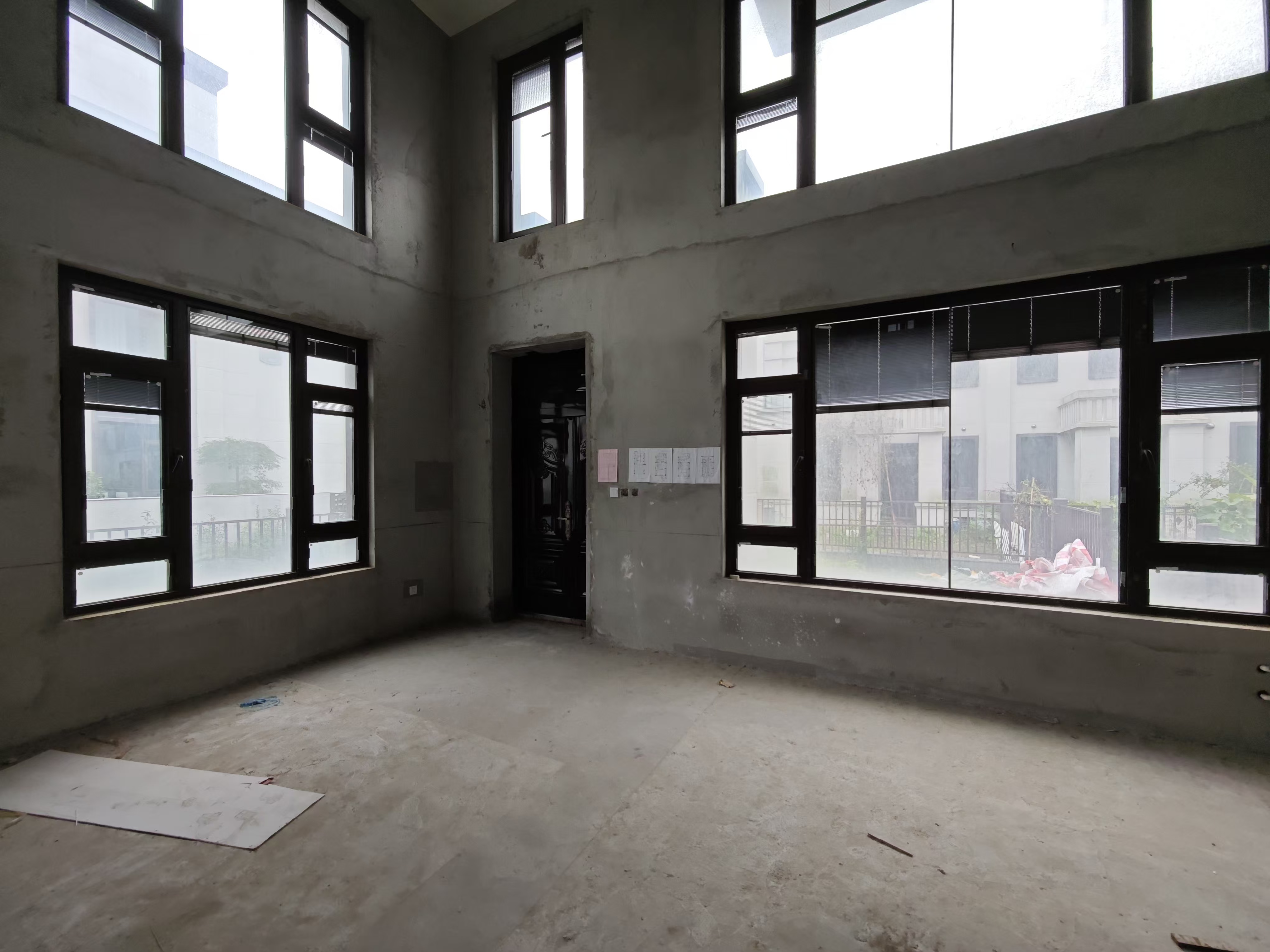 中兴兰溪荟 3室2厅3卫 175.00m²