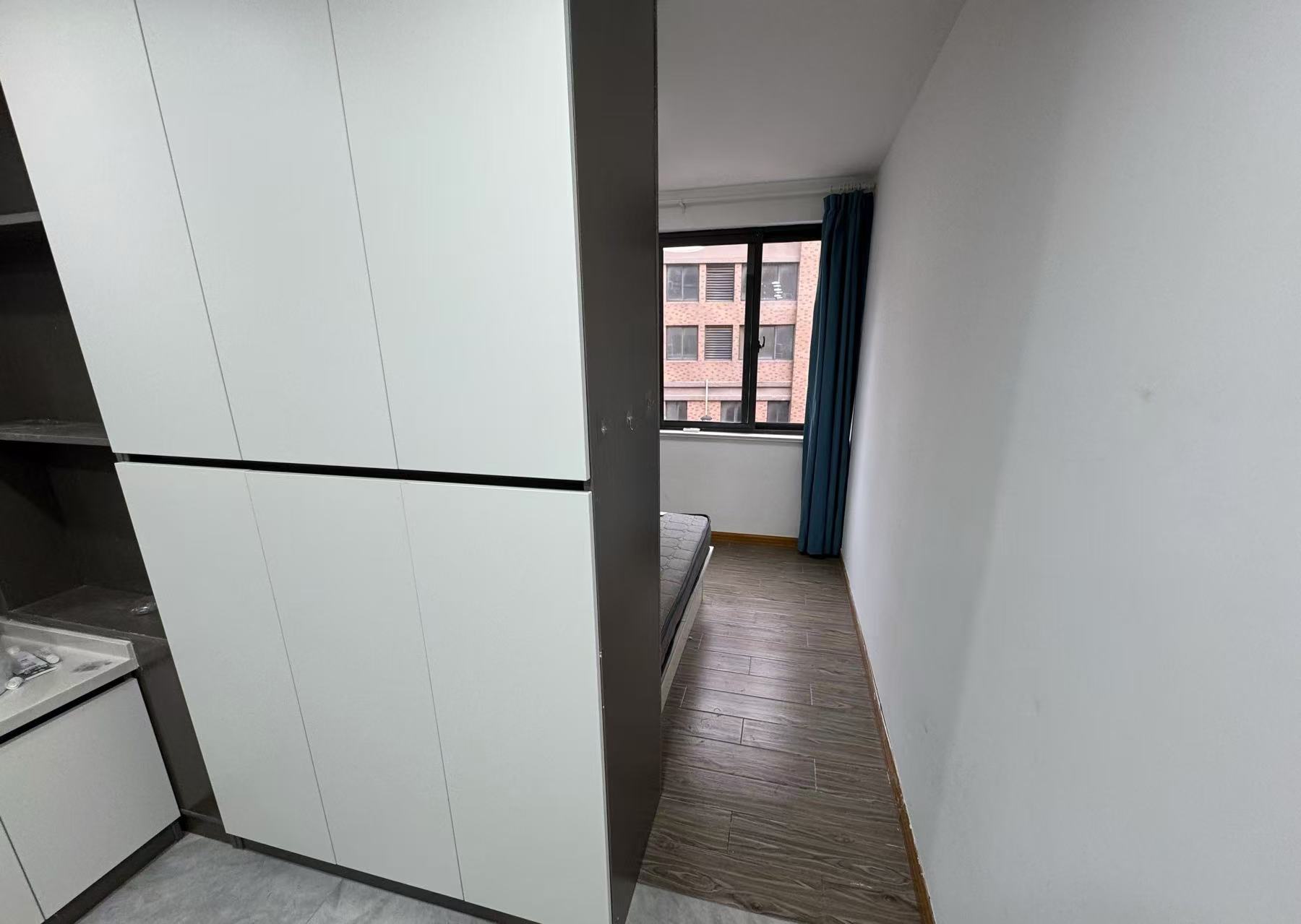 唐人公寓 1室1厅1卫 25.00m²