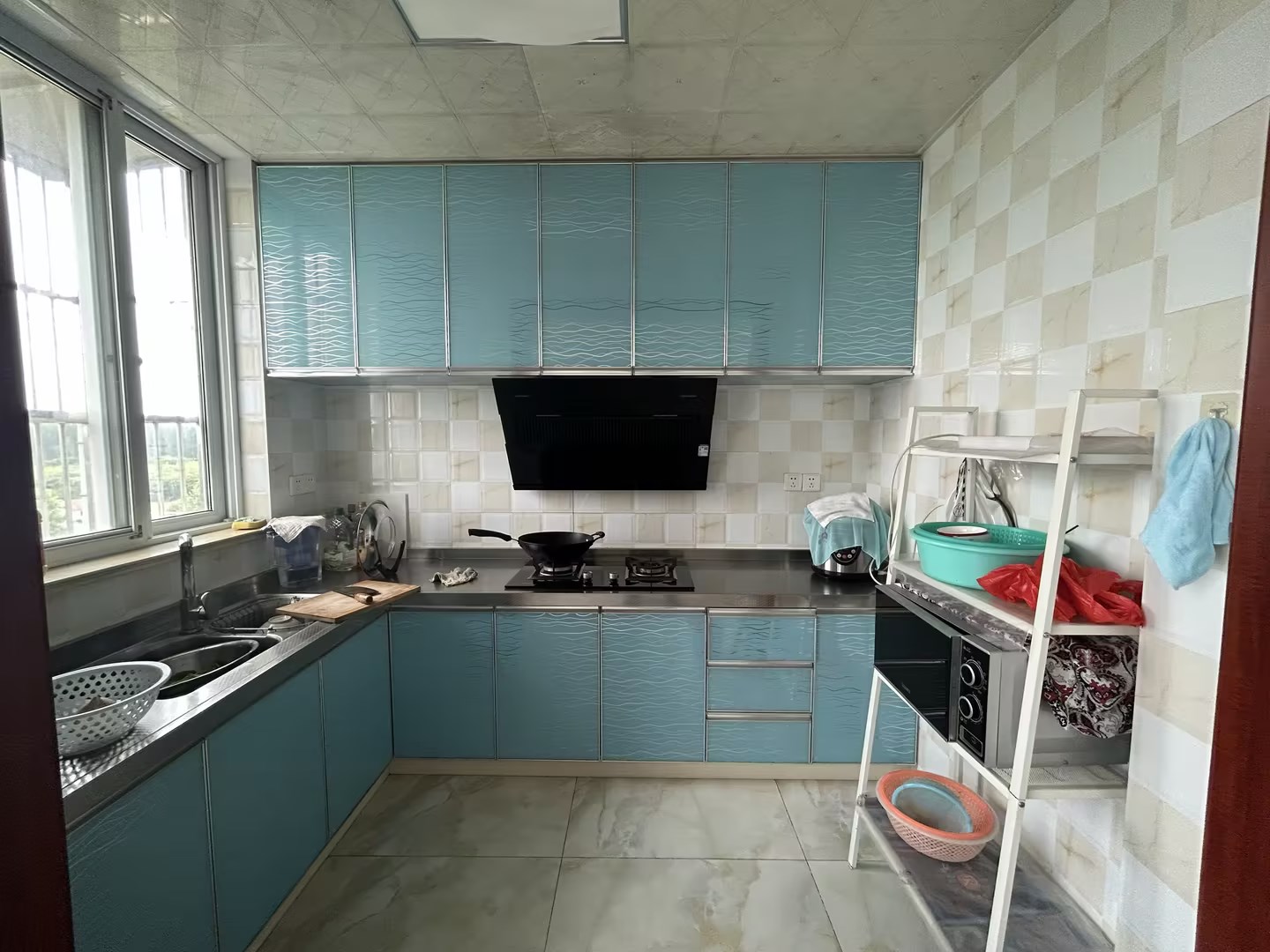 天霞苑 2室2厅2卫 110.00m&sup2;