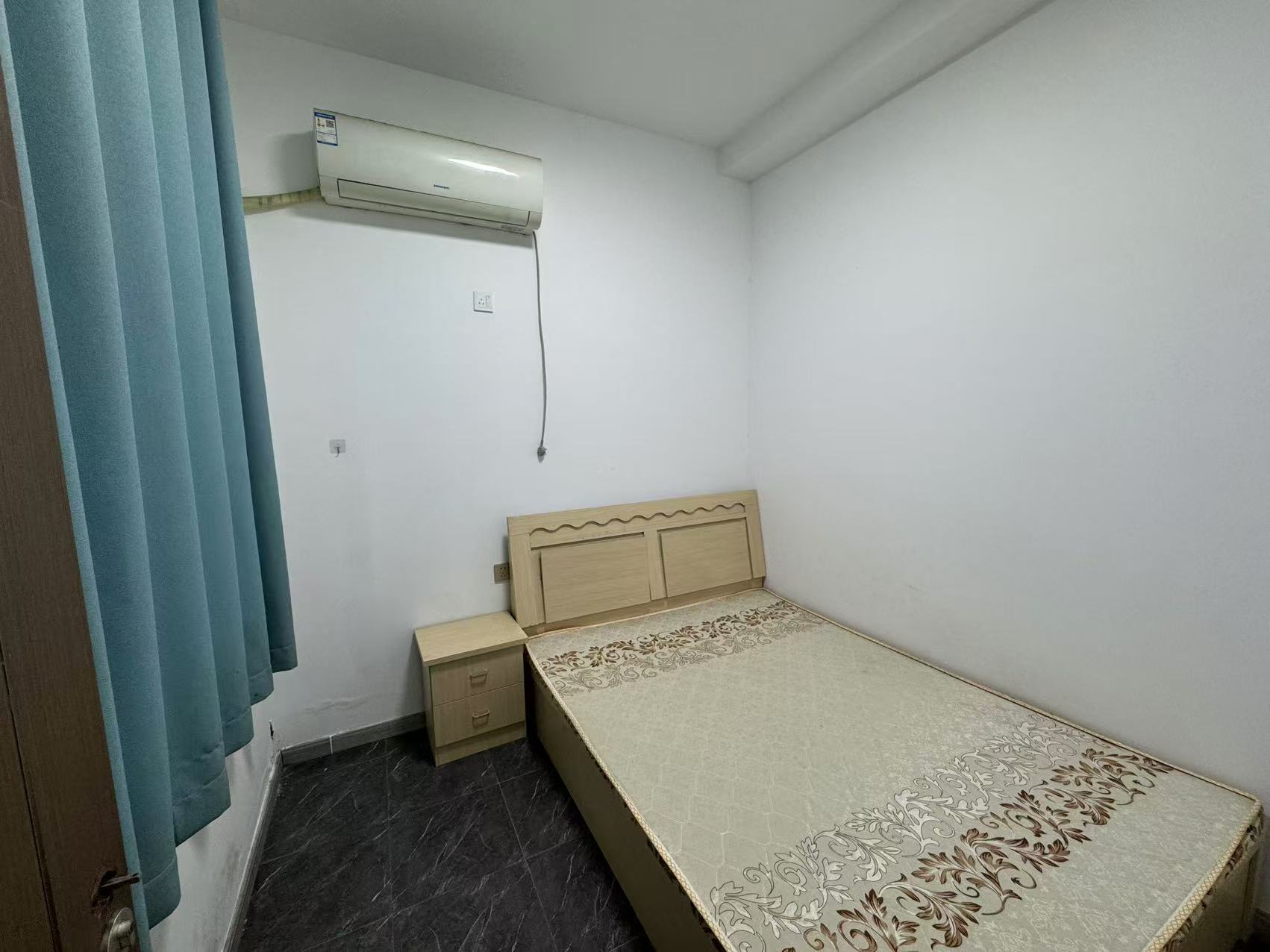 唐人公寓 2室2厅1卫 68m&sup2;