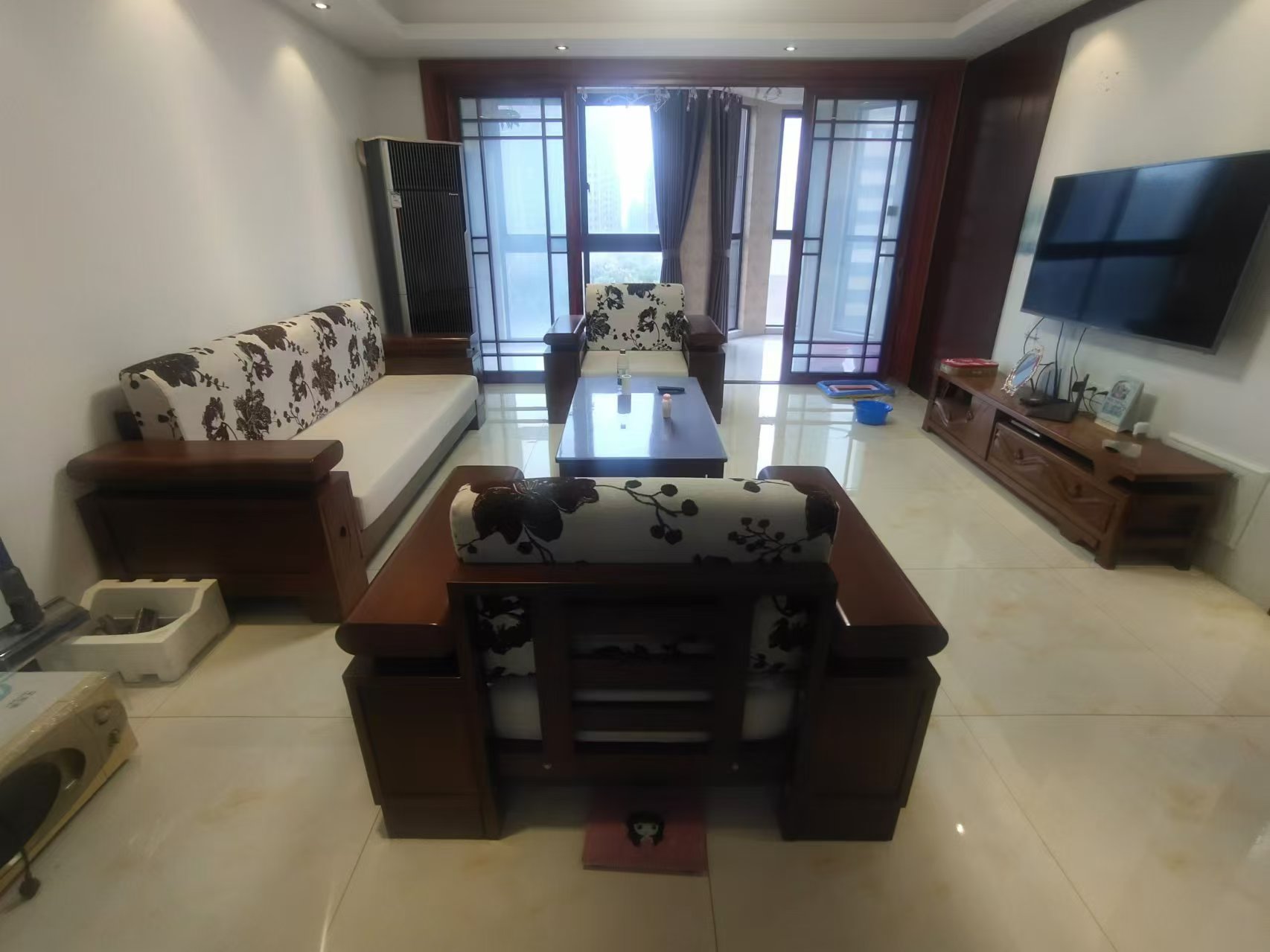 帝奥世伦名郡 3室2厅1卫 142m²